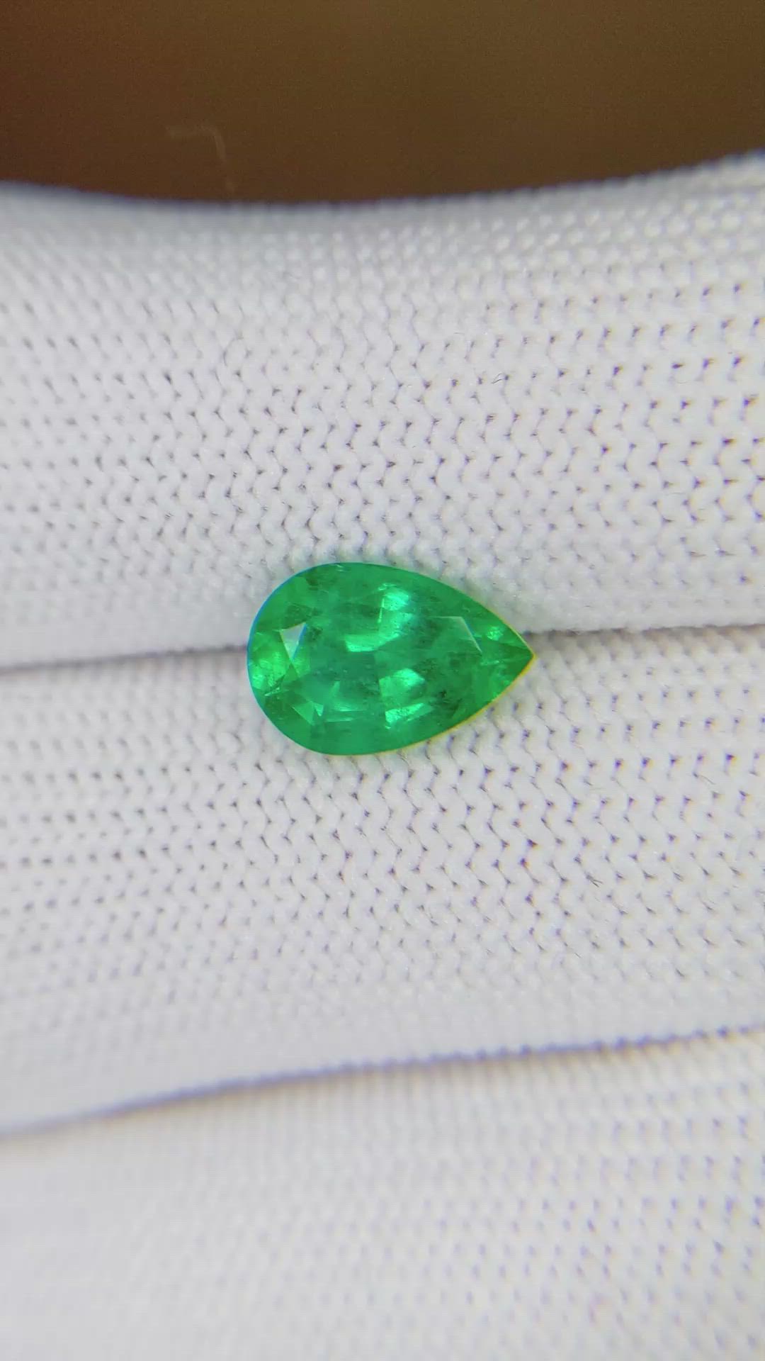 1.75 Ct. Emerald from Brazil Size Video