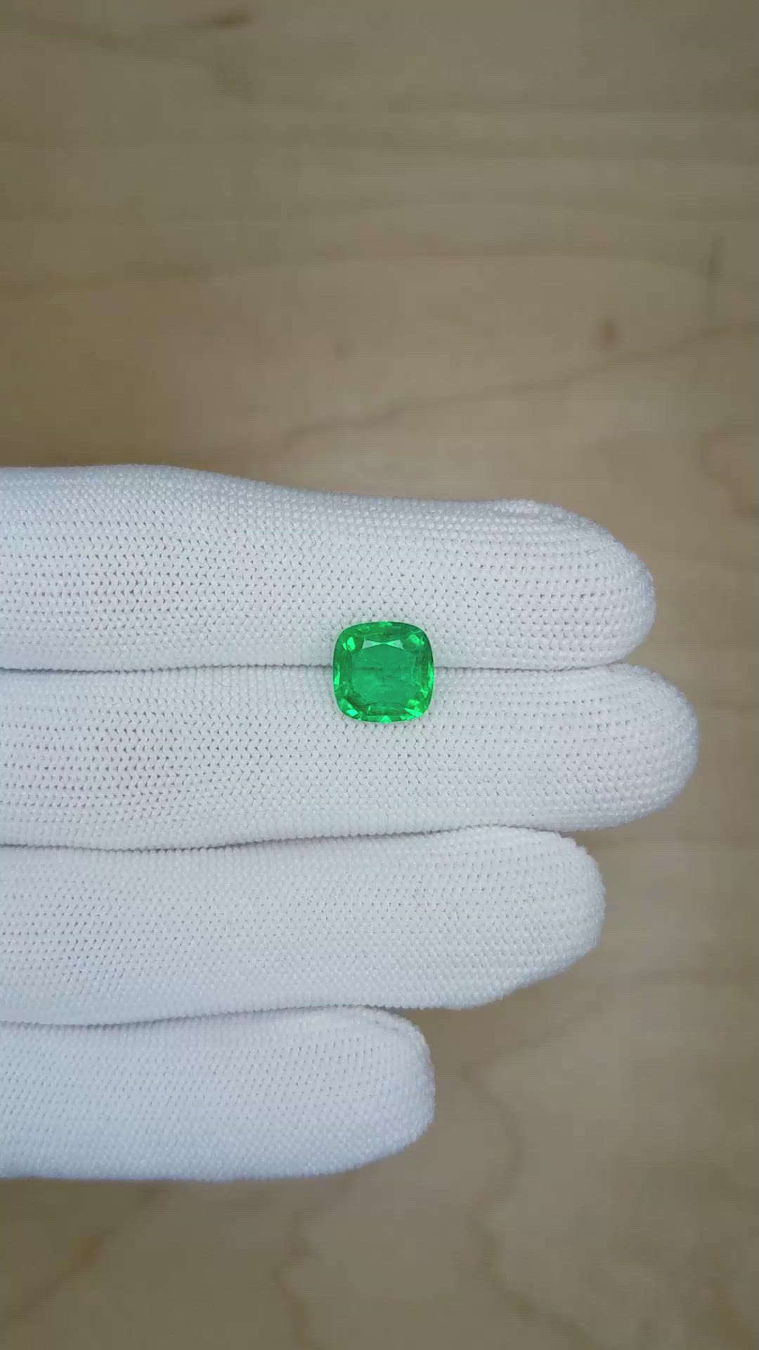 2.77 Ct. Emerald from Zambia Size Video