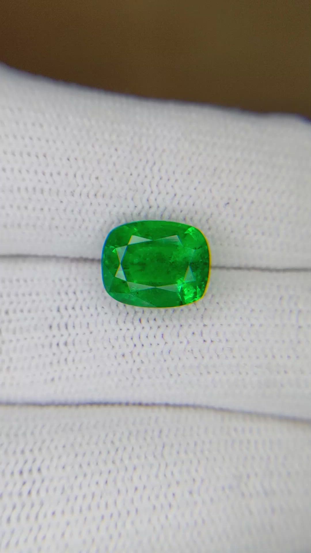 2.97 Ct. Emerald from Zambia Size Video