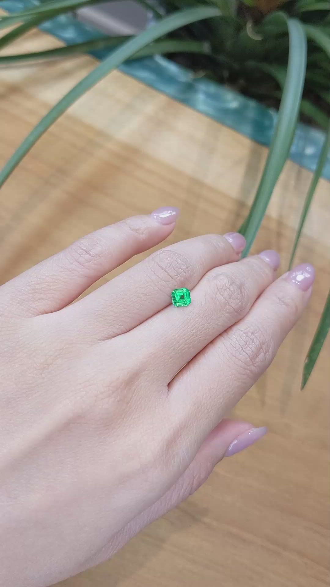 0.61 Ct. Emerald from Colombia Size Video