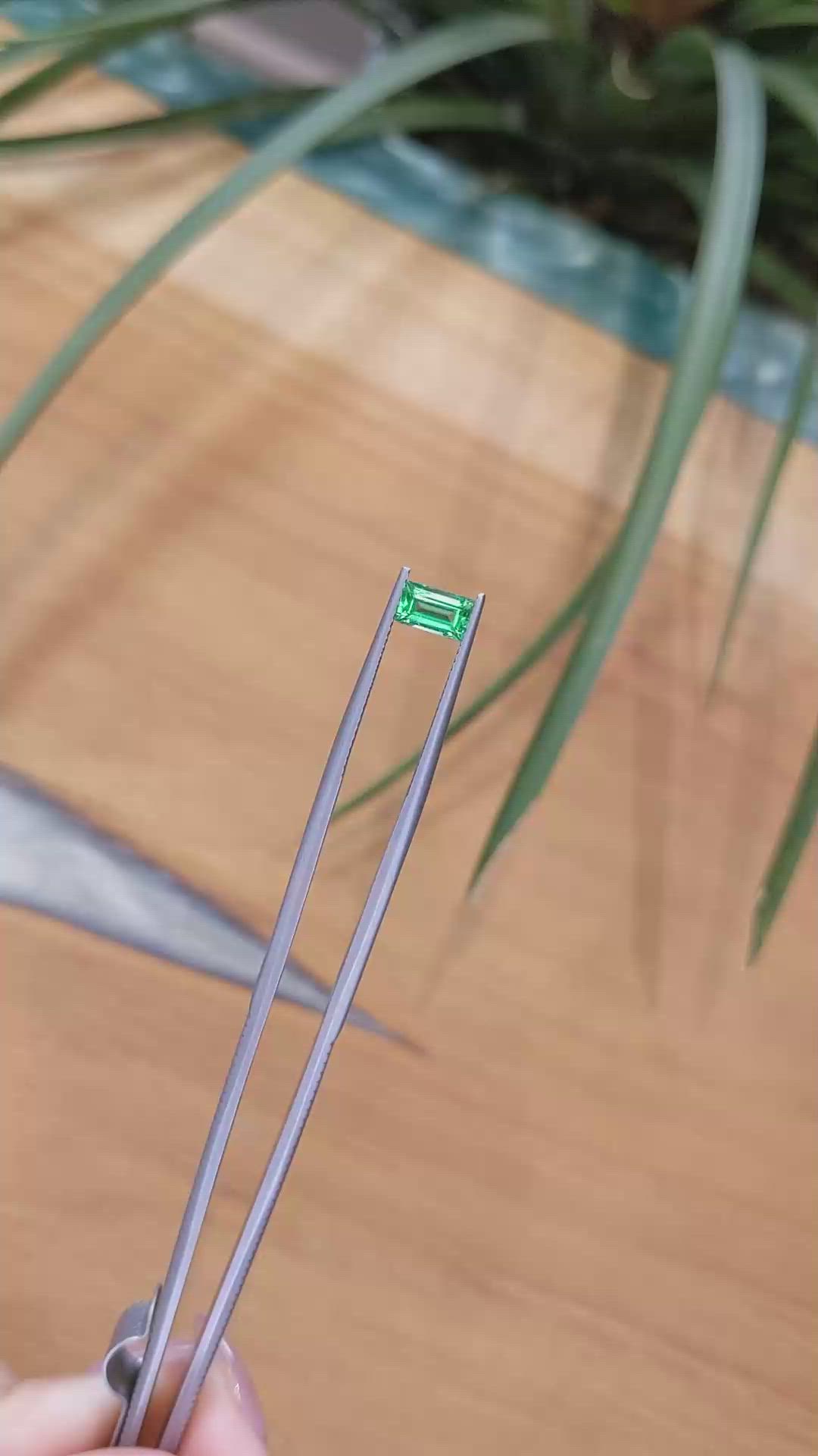 0.72 Ct. Emerald from Afghanistan Size Video