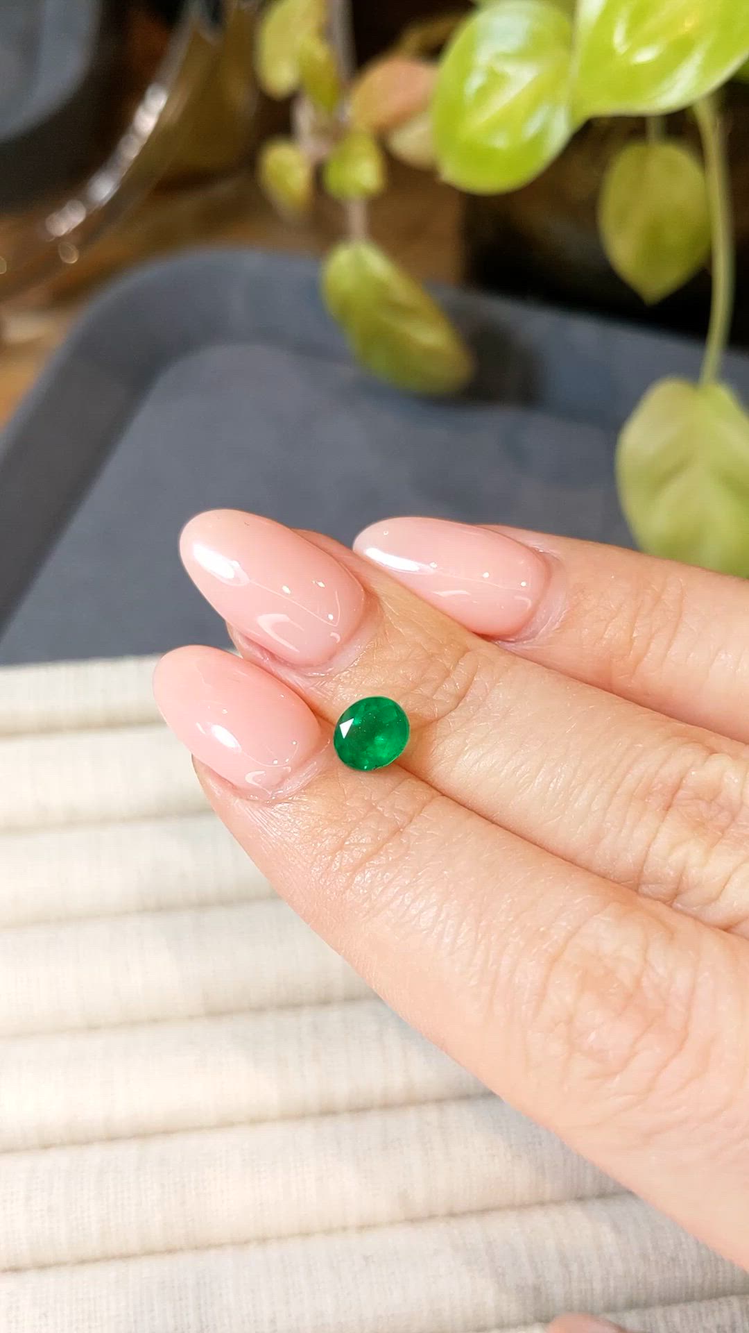 0.83 Ct. Emerald from Afghanistan Size Video