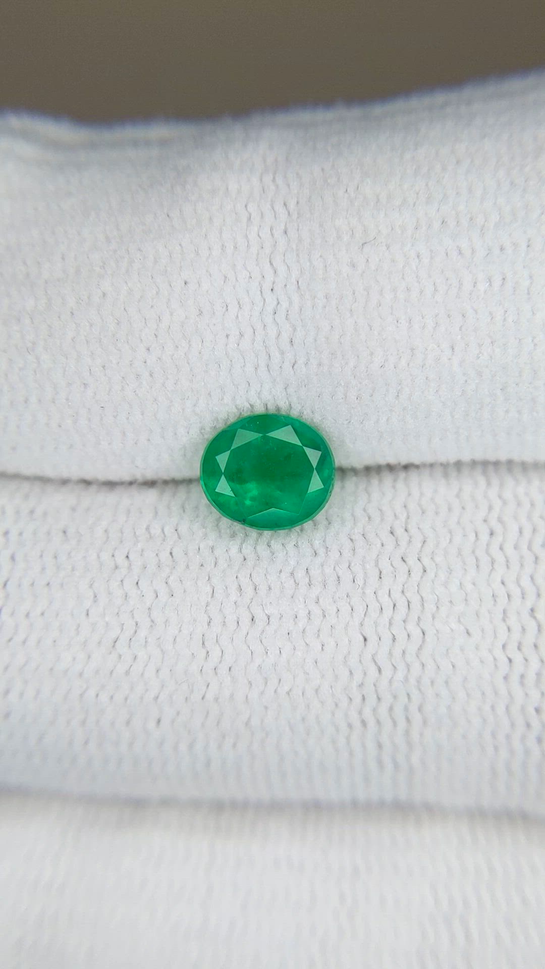 0.83 Ct. Emerald from Afghanistan Size Video