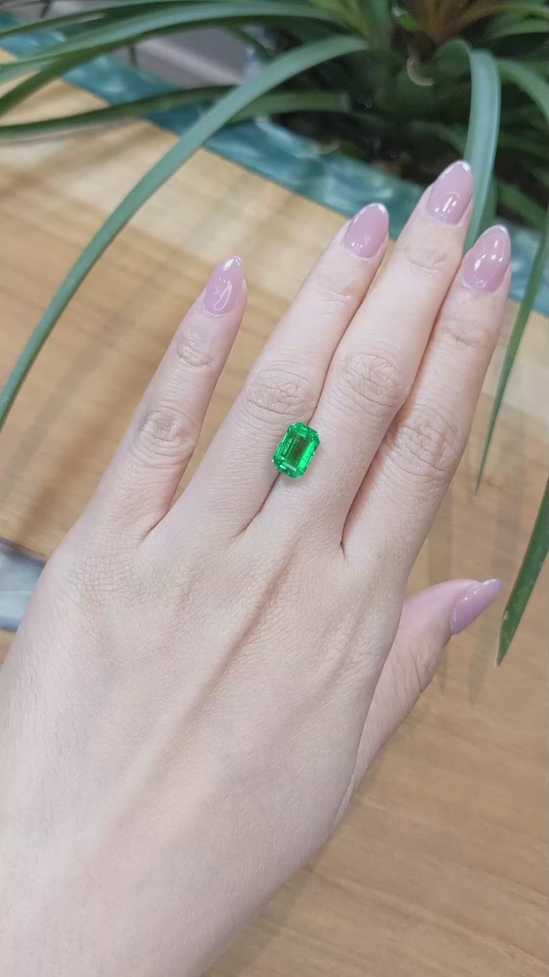 3.64 Ct. Emerald from Zambia Size Video