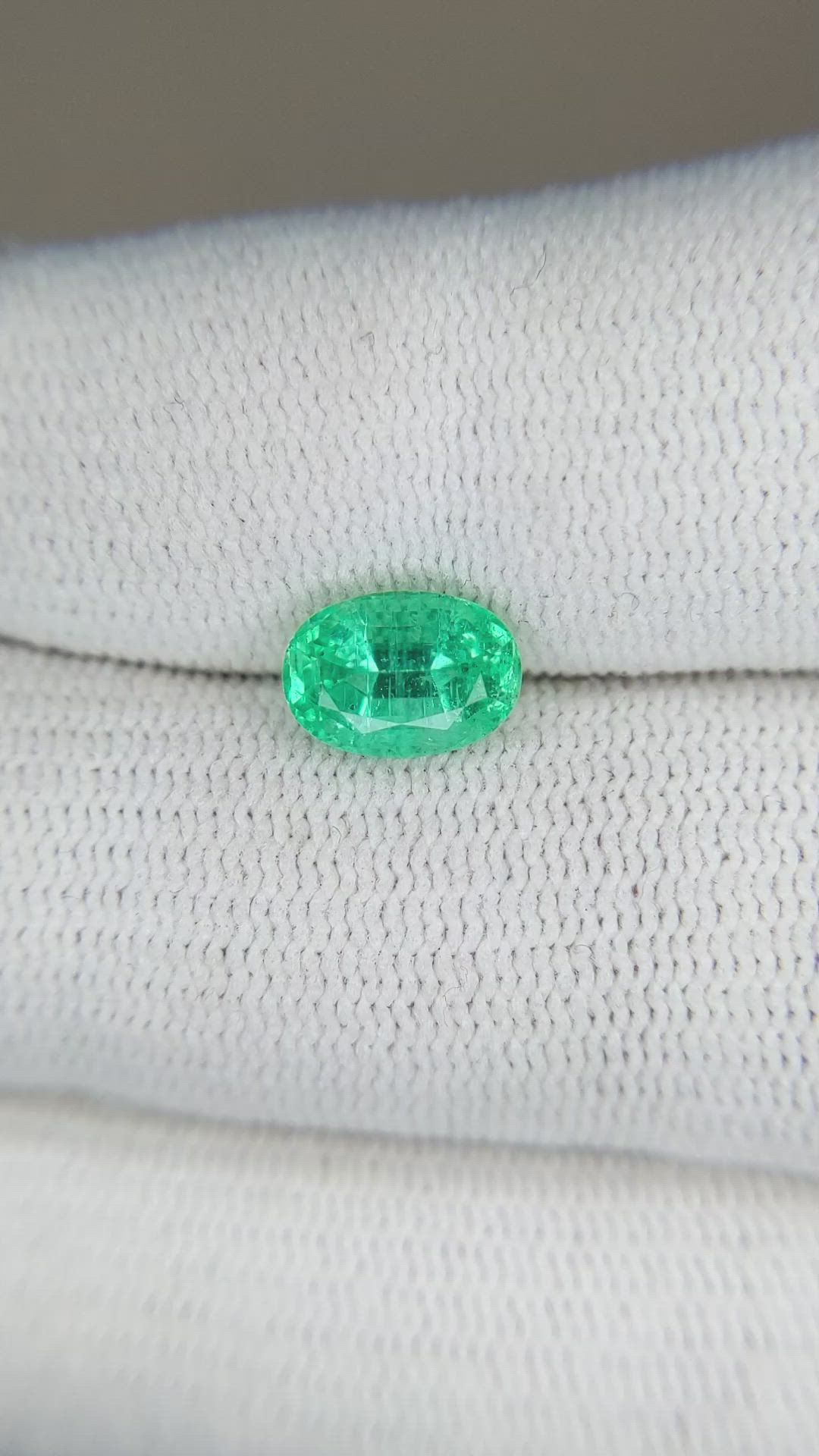 1.57 Ct. Emerald from Colombia Size Video