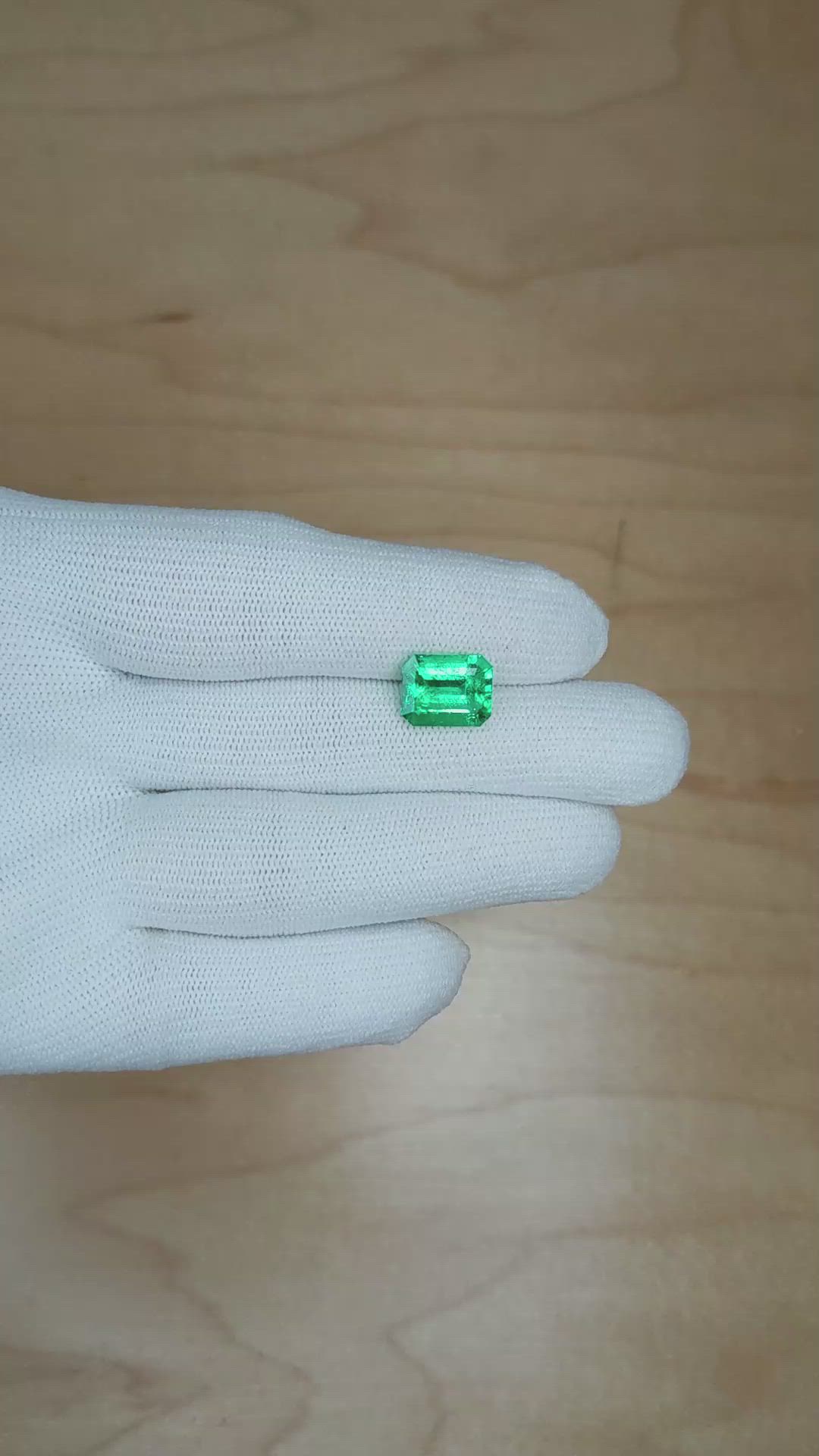 3.52 Ct. Emerald from Colombia Size Video