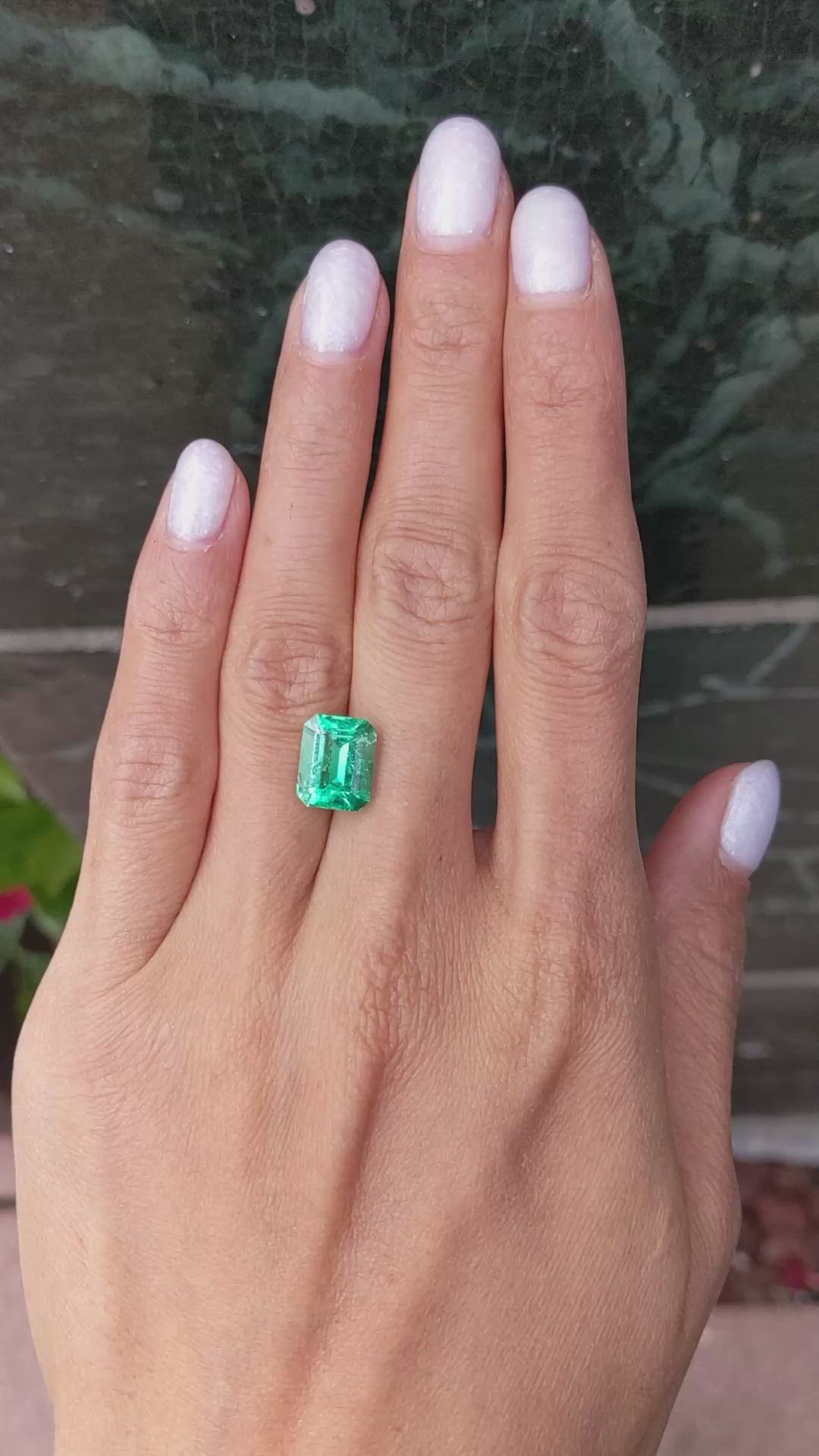 3.52 Ct. Emerald from Colombia Size Video