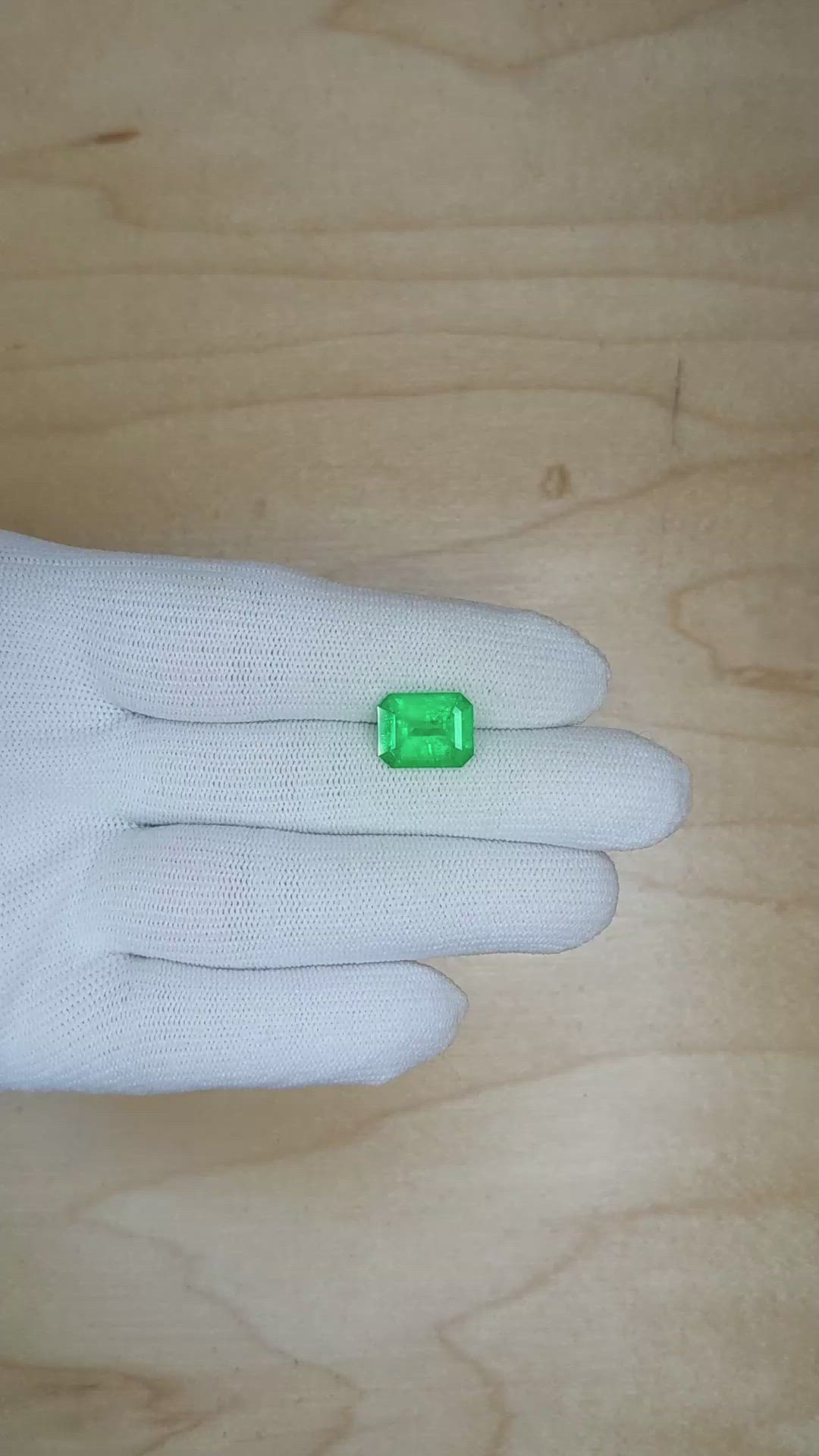 3.64 Ct. Emerald from Colombia Size Video