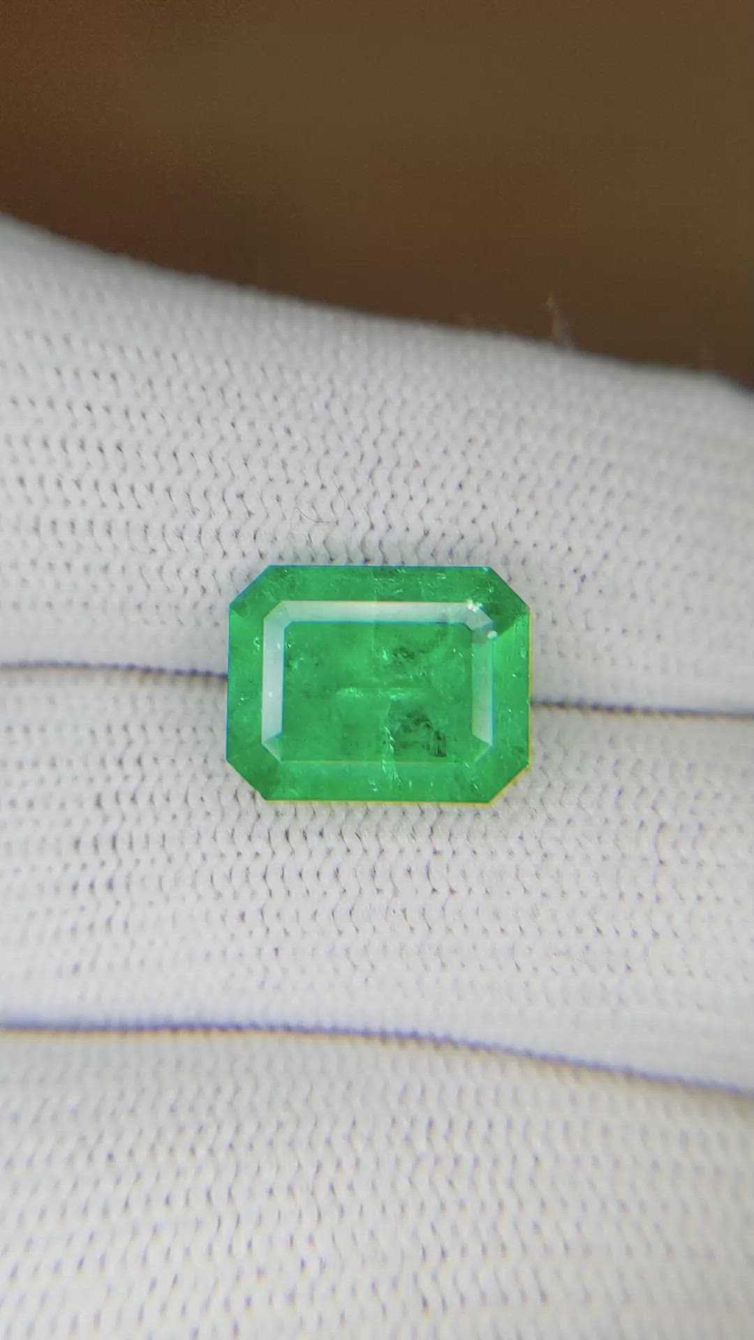3.64 Ct. Emerald from Colombia Size Video