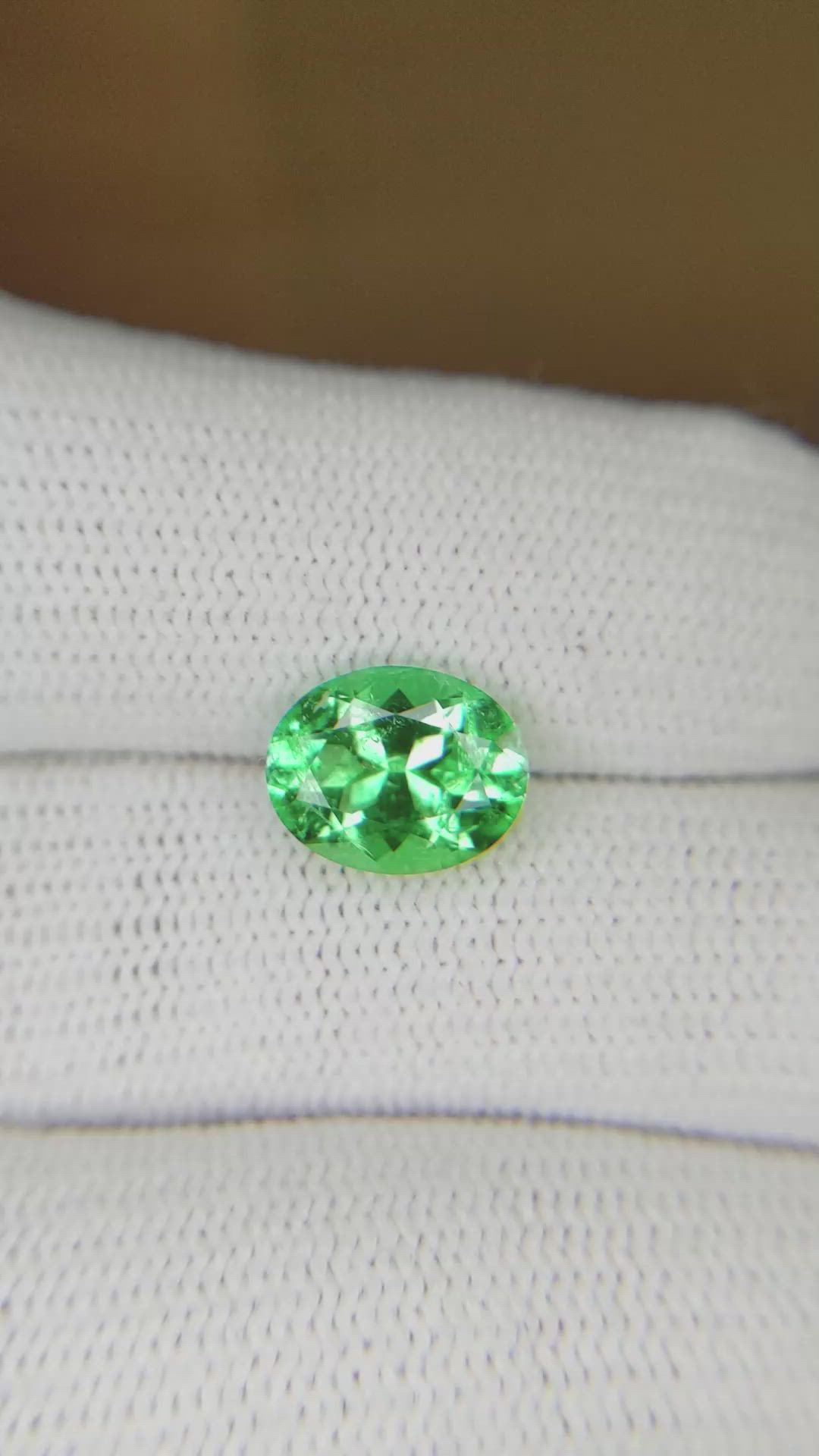 2.02 Ct. Emerald from Colombia Size Video