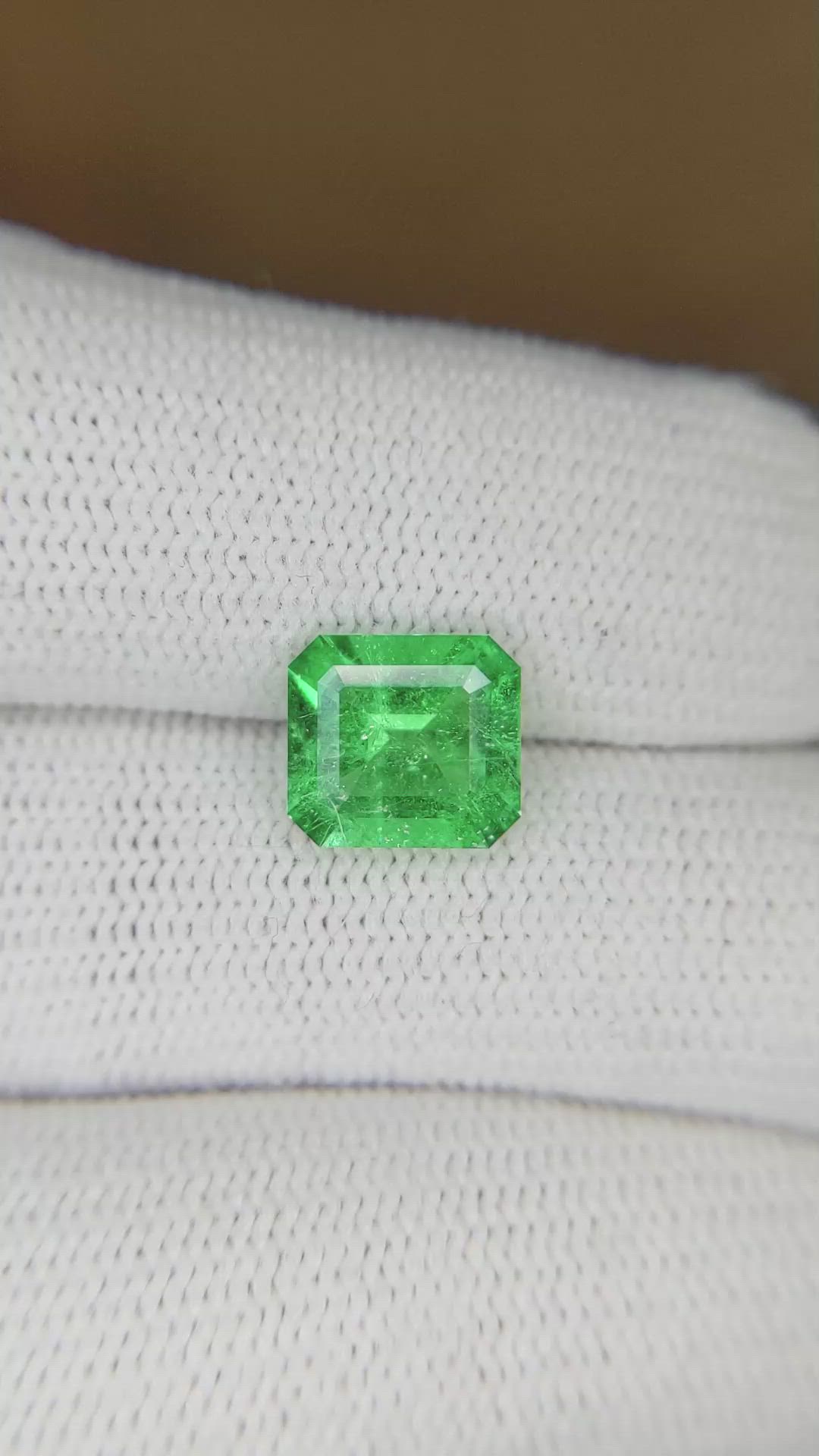 1.86 Ct. Emerald from Colombia Size Video