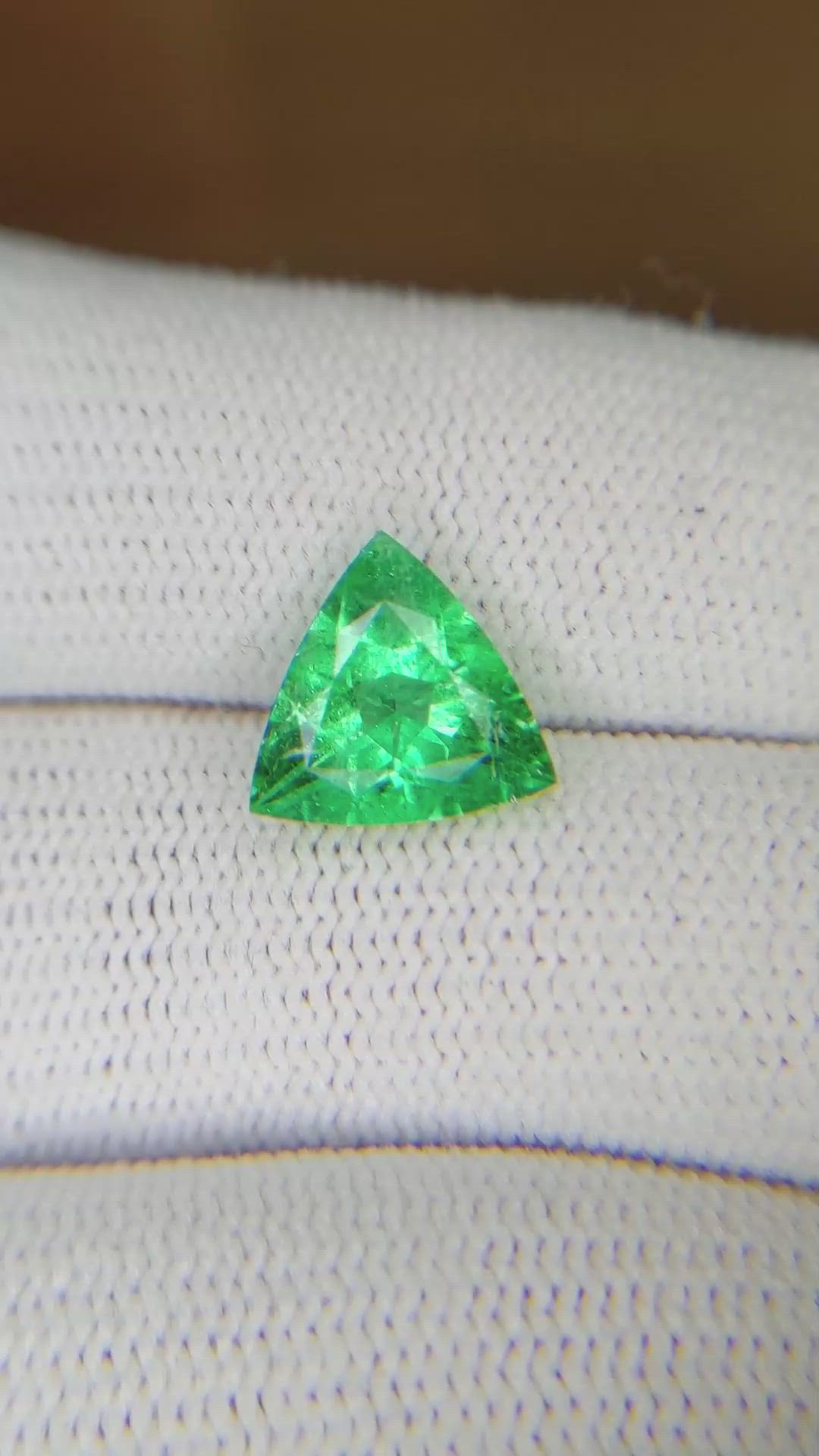 1.88 Ct. Emerald from Colombia Size Video