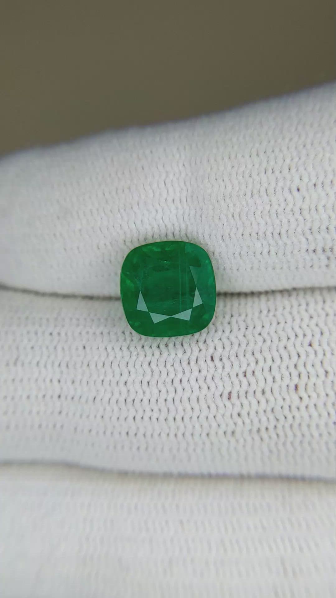 2.96 Ct. Emerald from Zambia Size Video