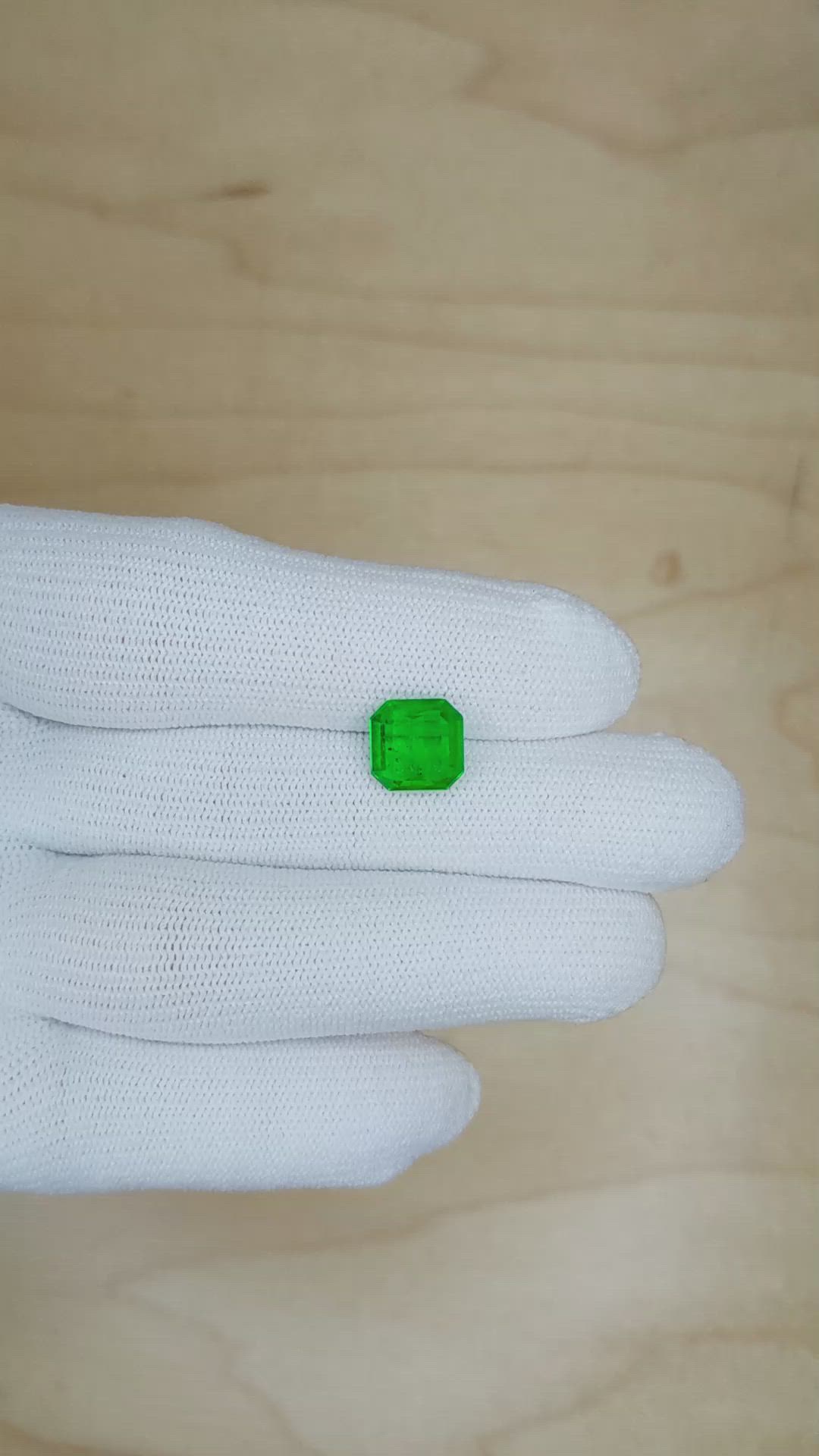 2.62 Ct. Emerald from Zambia Size Video