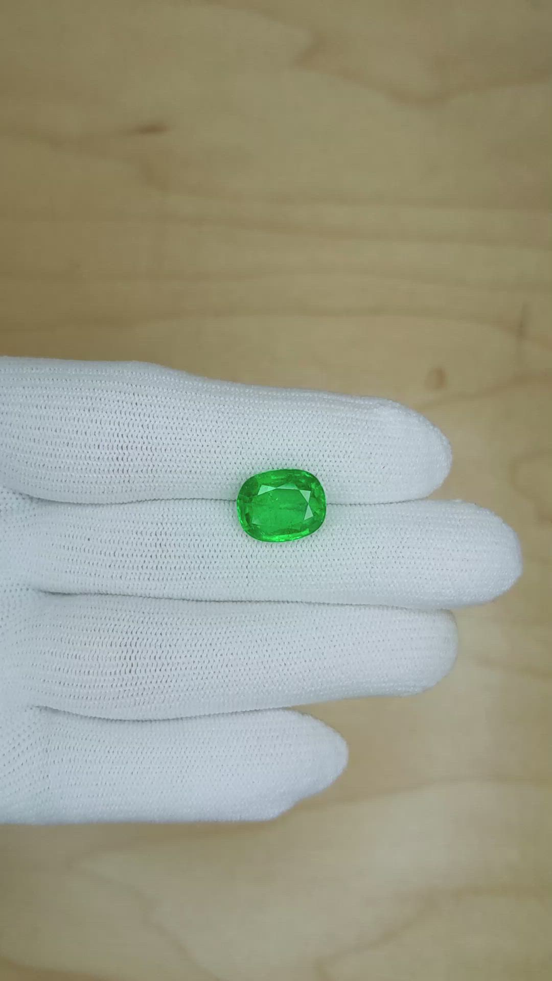 4.85 Ct. Emerald from Zambia Size Video