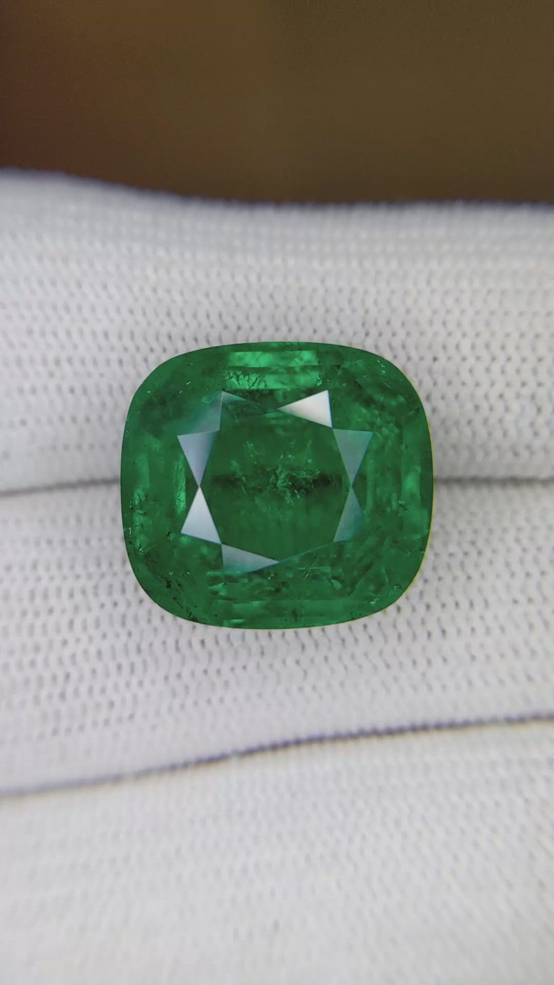 15.36 Ct. Emerald from Colombia Size Video