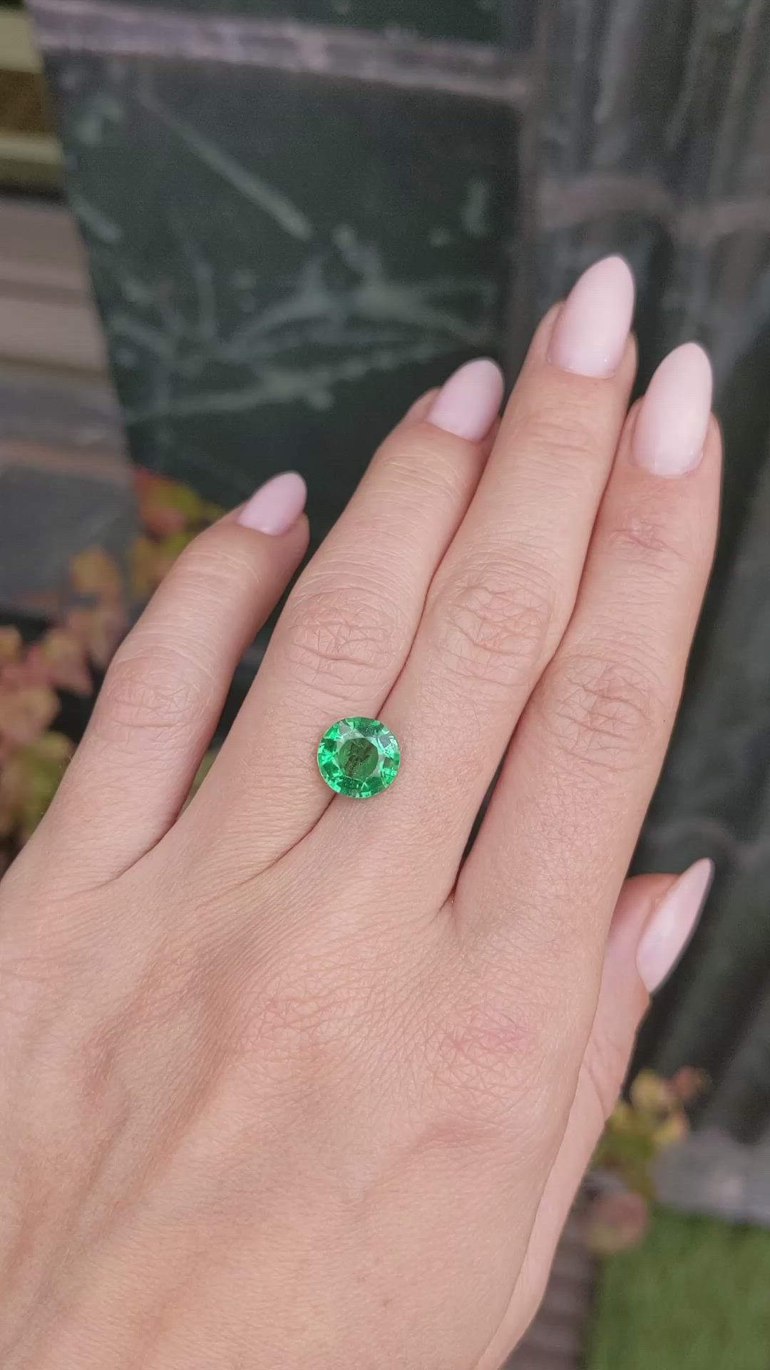 2.16 Ct. Emerald from Zambia Size Video