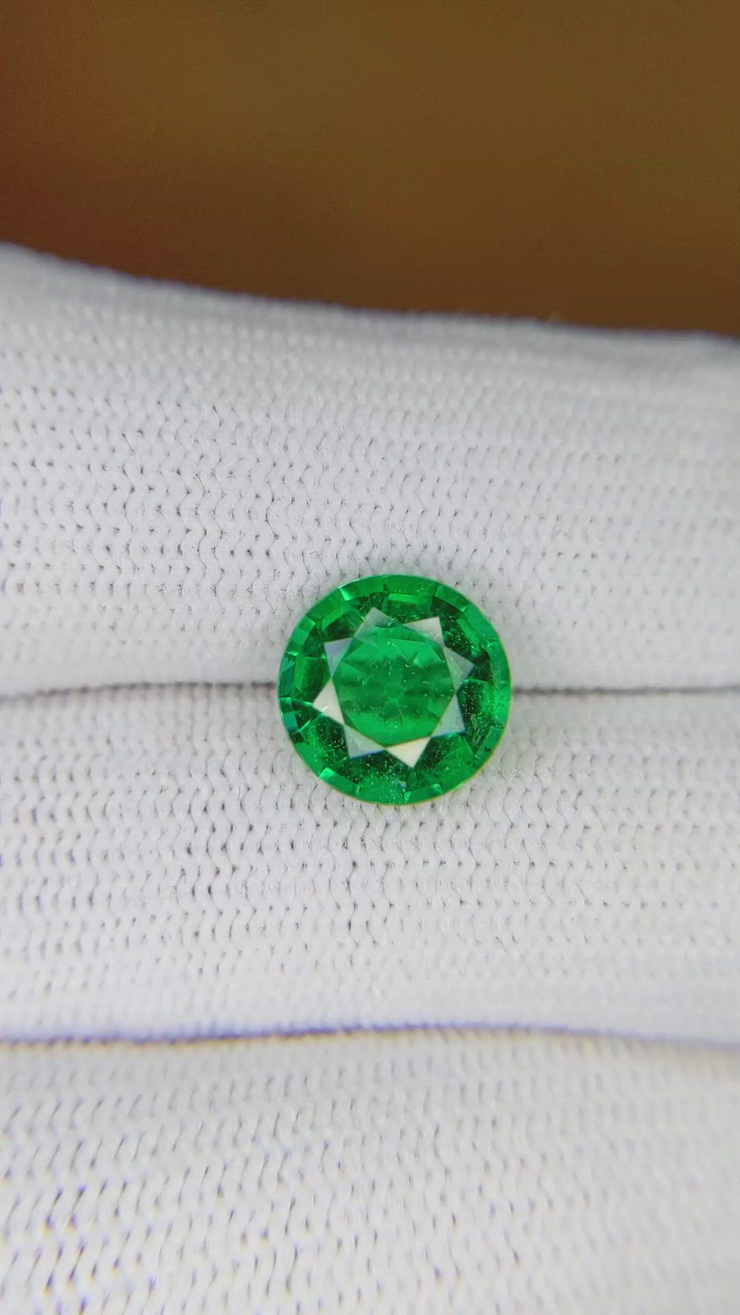 2.16 Ct. Emerald from Zambia Size Video