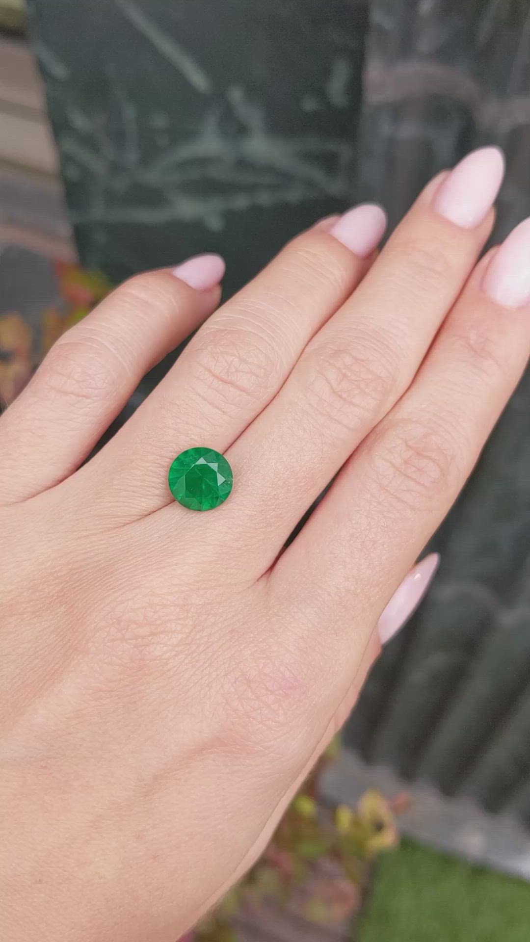 2.22 Ct. Emerald from Zambia Size Video