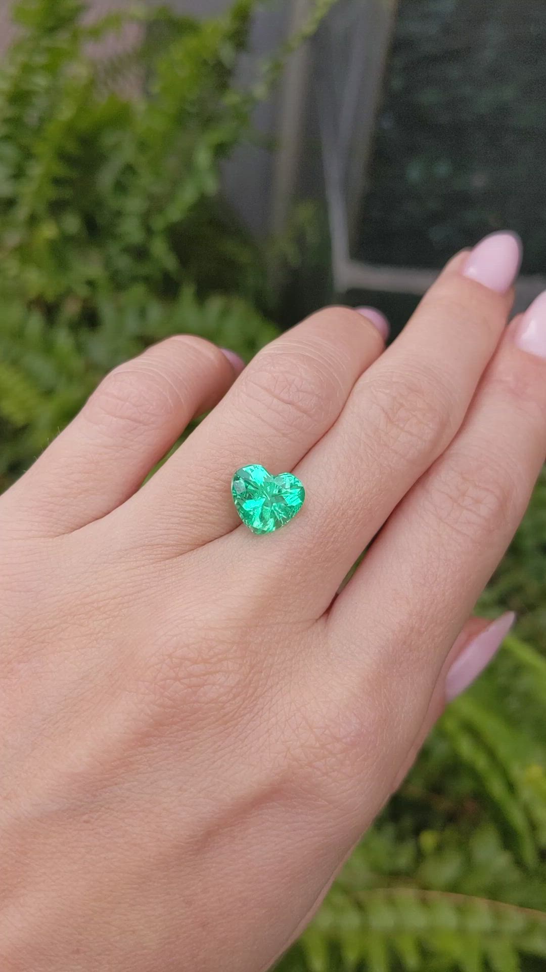 2.75 Ct. Emerald from Colombia Size Video