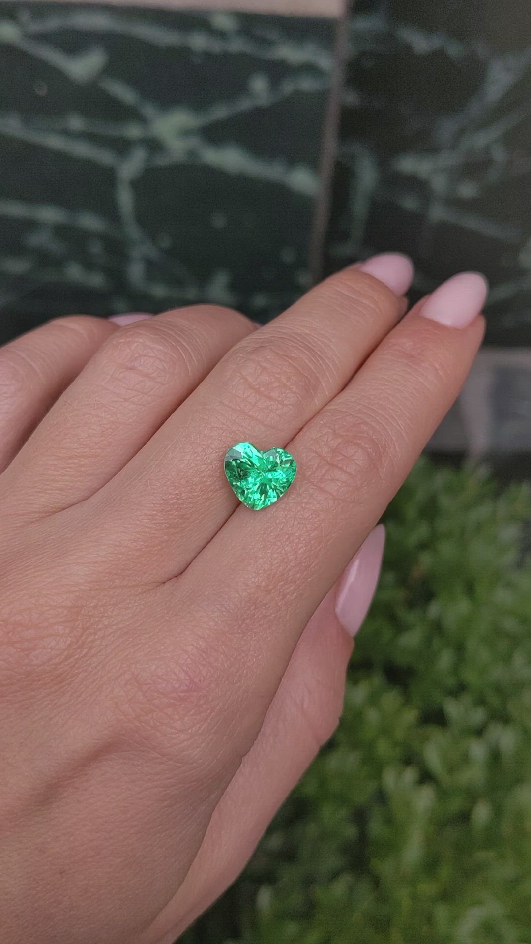 2.75 Ct. Emerald from Colombia Size Video