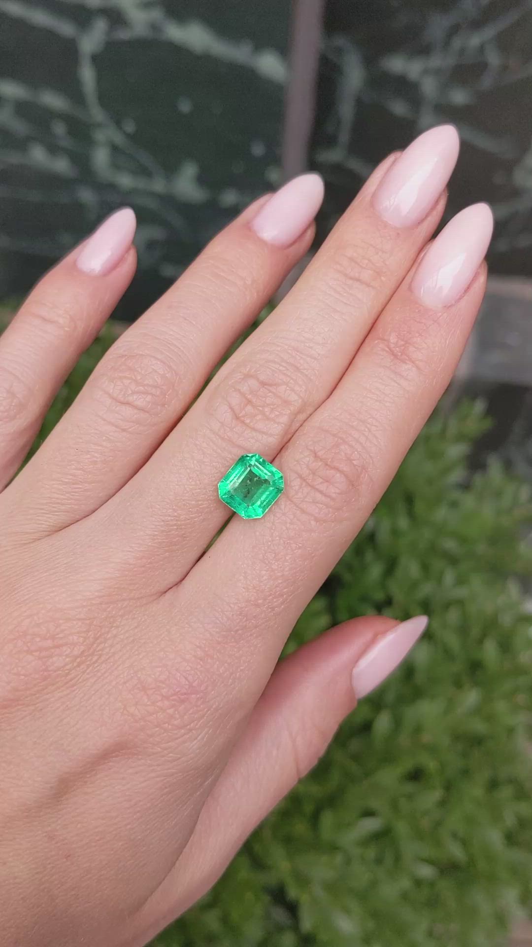 2.77 Ct. Emerald from Colombia Size Video