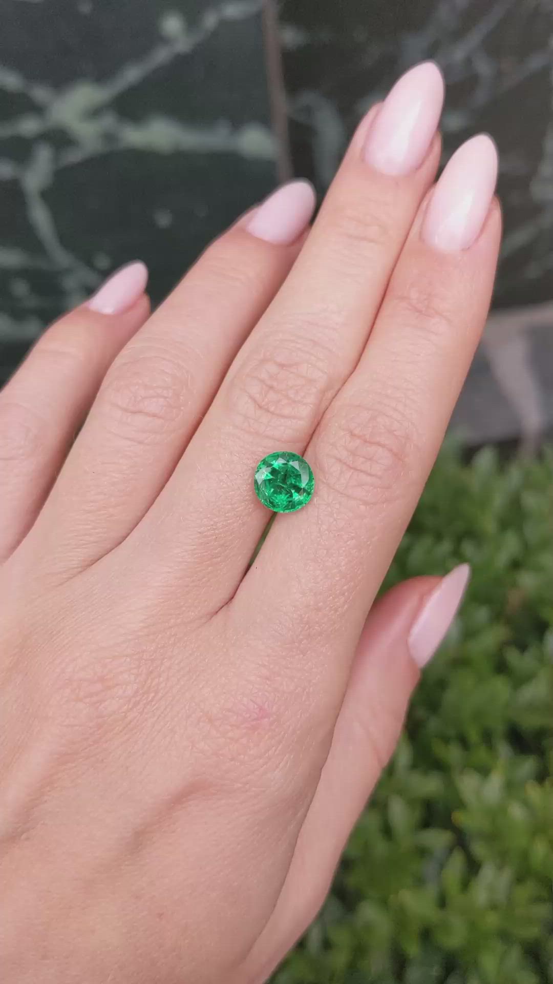 2.10 Ct. Emerald from Zambia Size Video