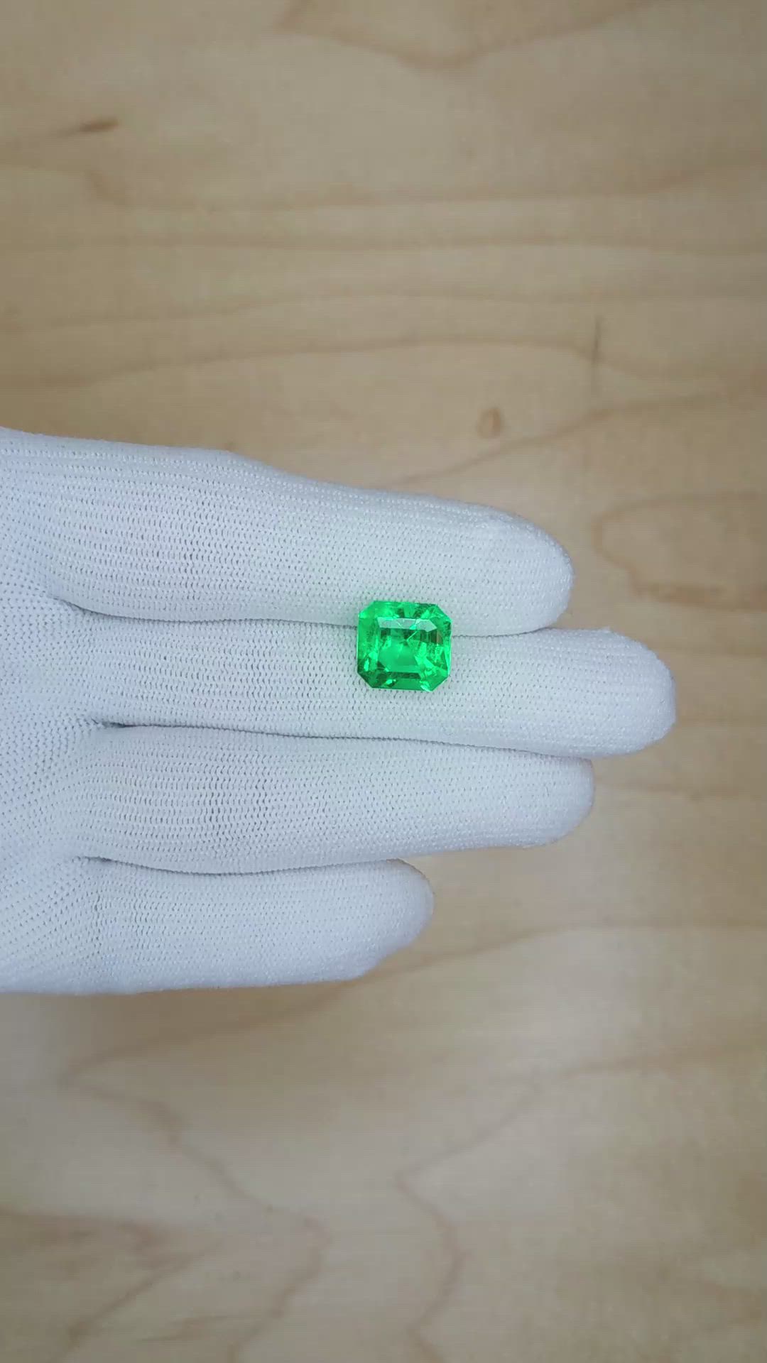 5.07 Ct. Emerald from Colombia Size Video