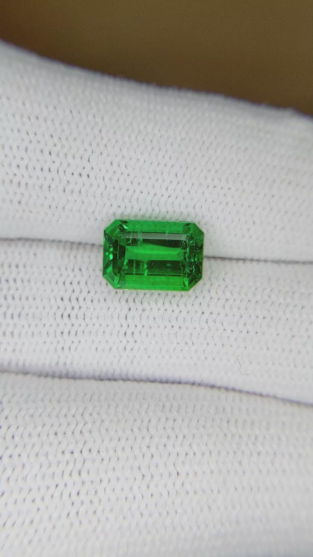 2.20 Ct. Emerald from Zambia Size Video