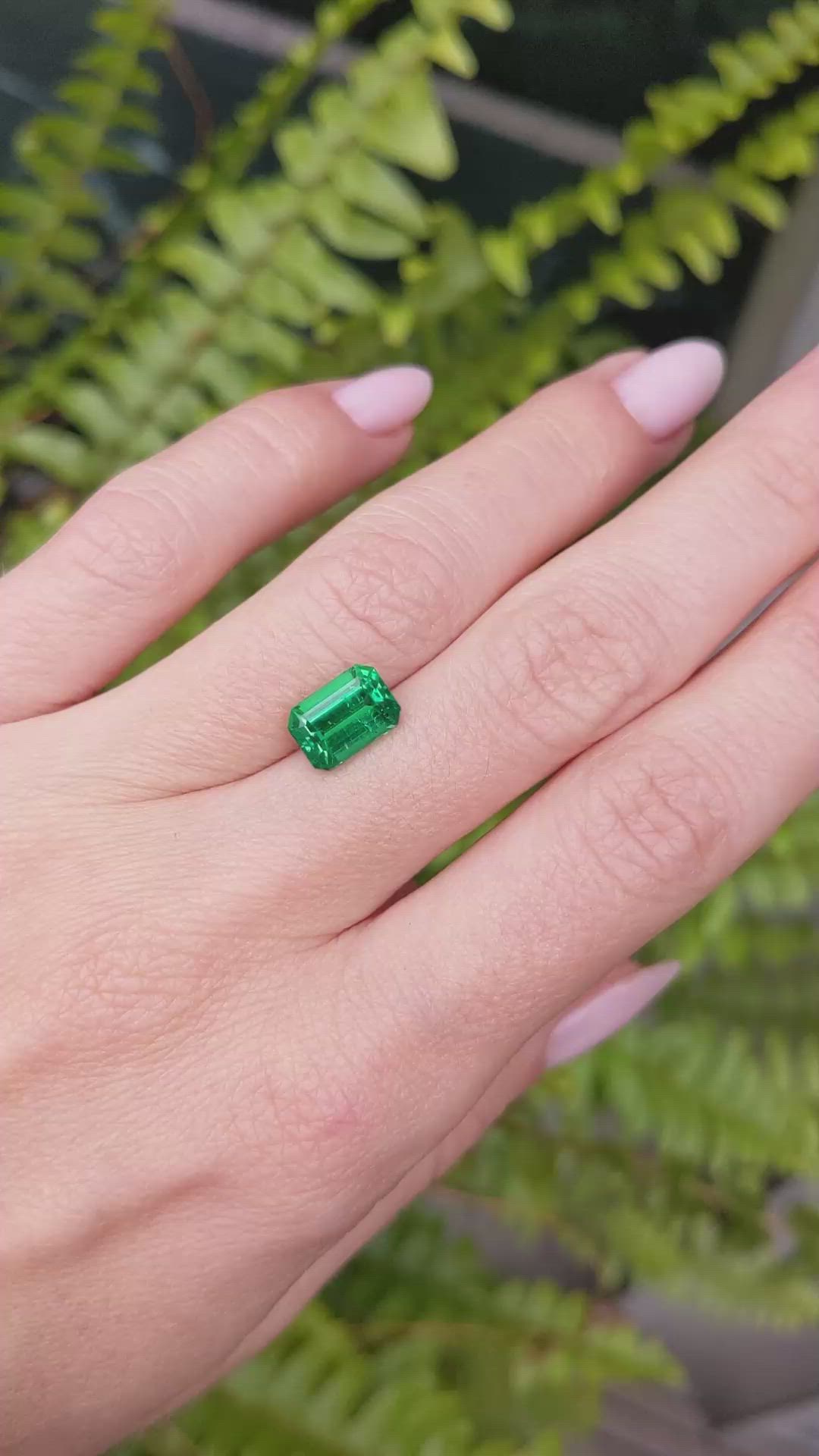 2.20 Ct. Emerald from Zambia Size Video