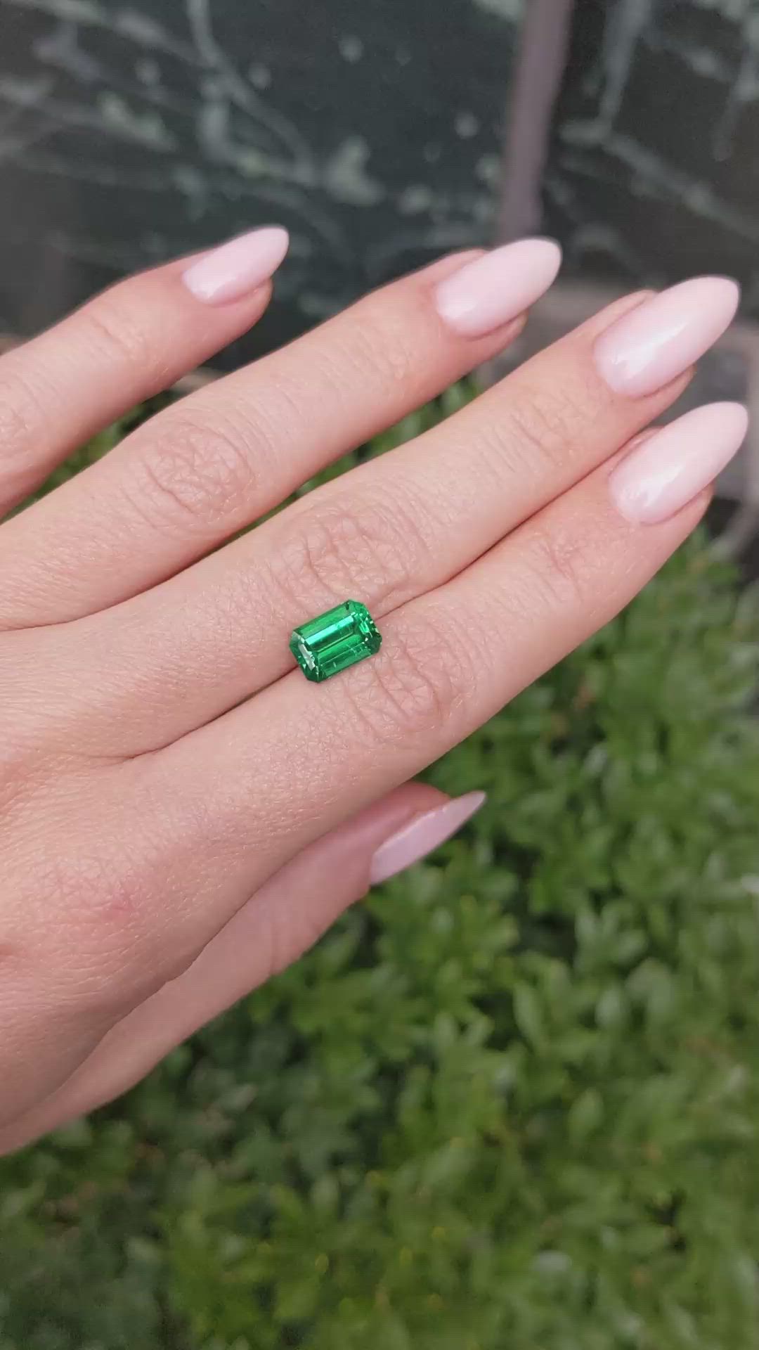 2.20 Ct. Emerald from Zambia Size Video