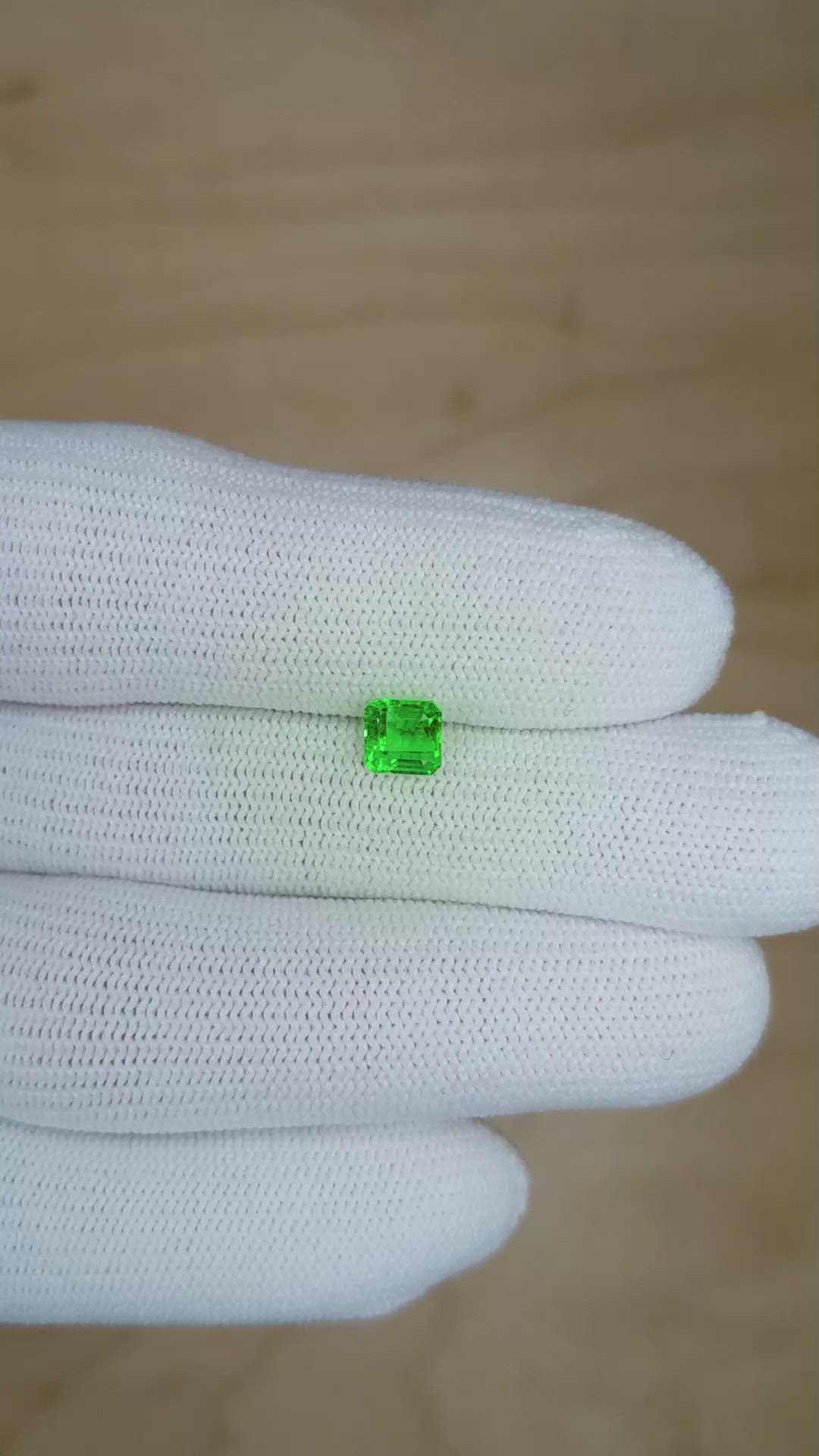 0.79 Ct. Emerald from Colombia Size Video