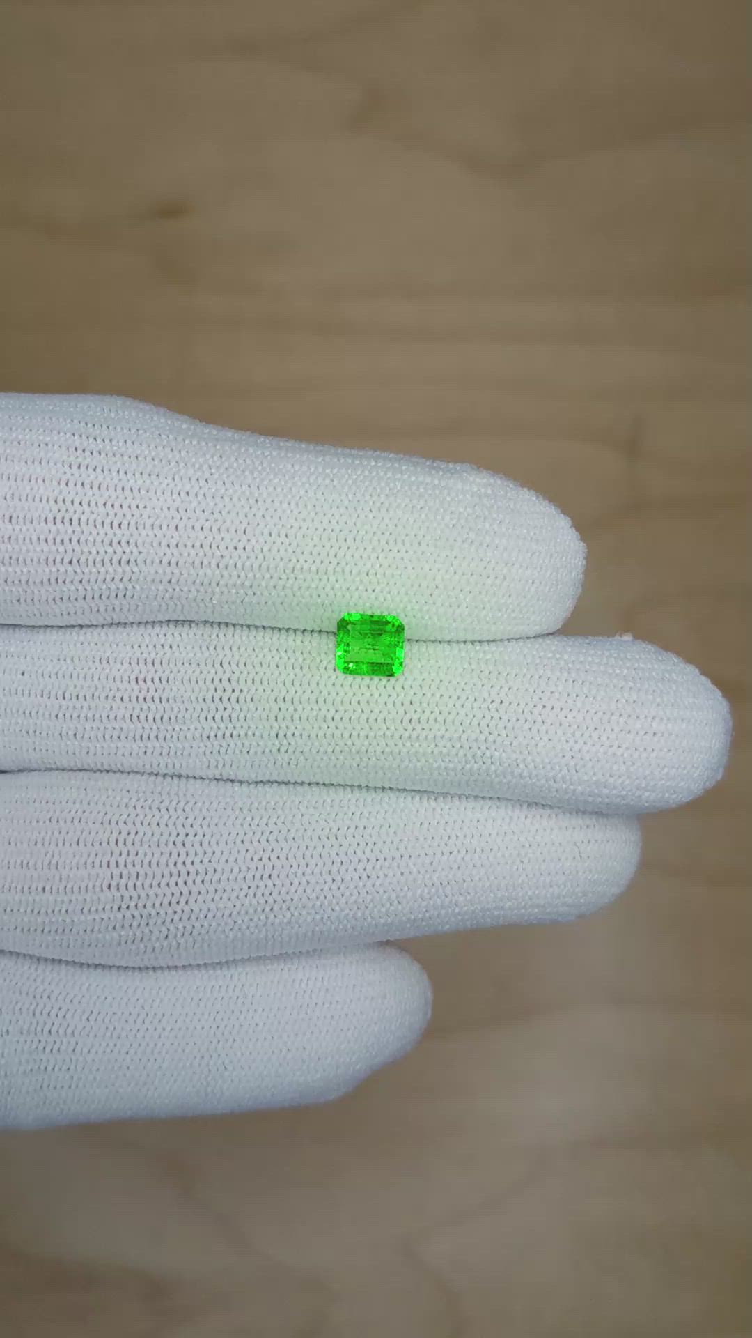 0.65 Ct. Emerald from Colombia Size Video