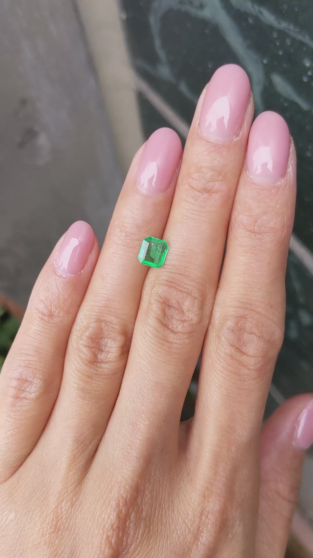 0.77 Ct. Emerald from Colombia Size Video