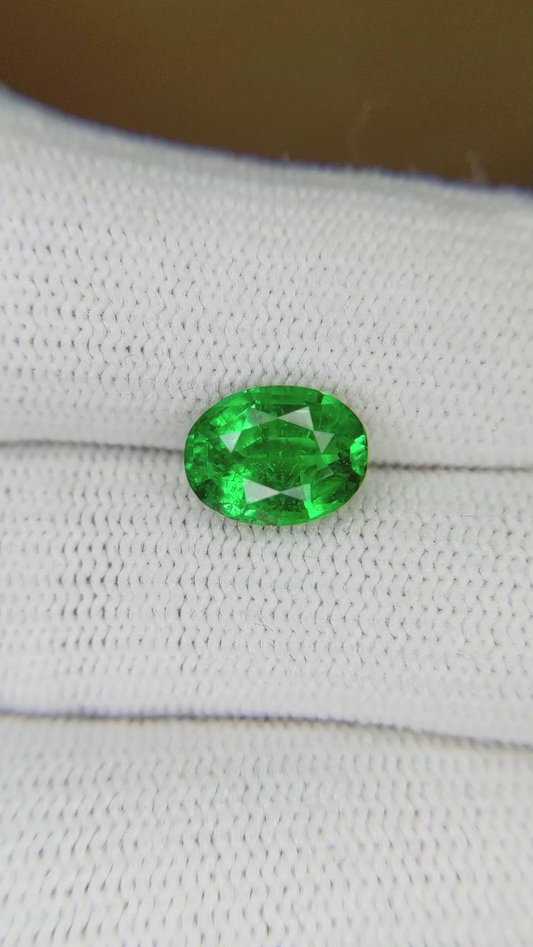 1.78 Ct. Emerald from Zambia Size Video
