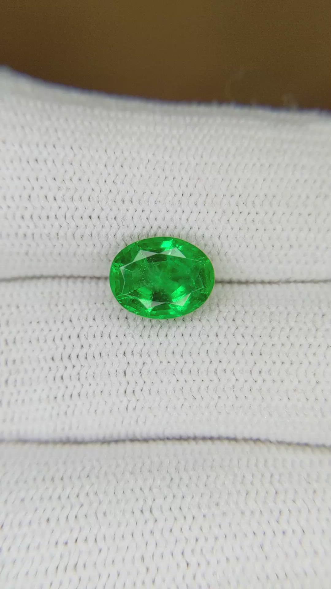 1.61 Ct. Emerald from Zambia Size Video