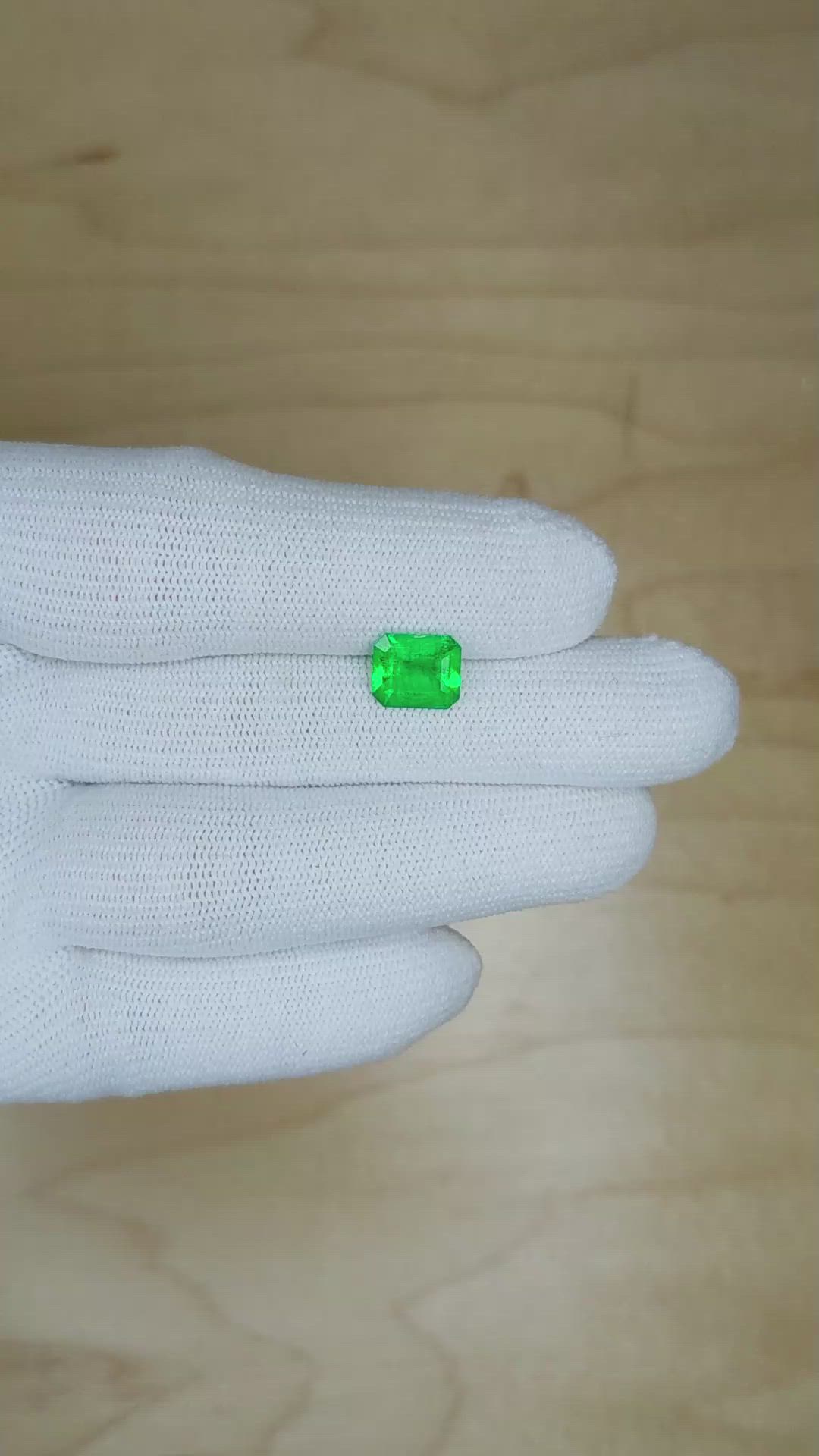 1.73 Ct. Emerald from Colombia Size Video