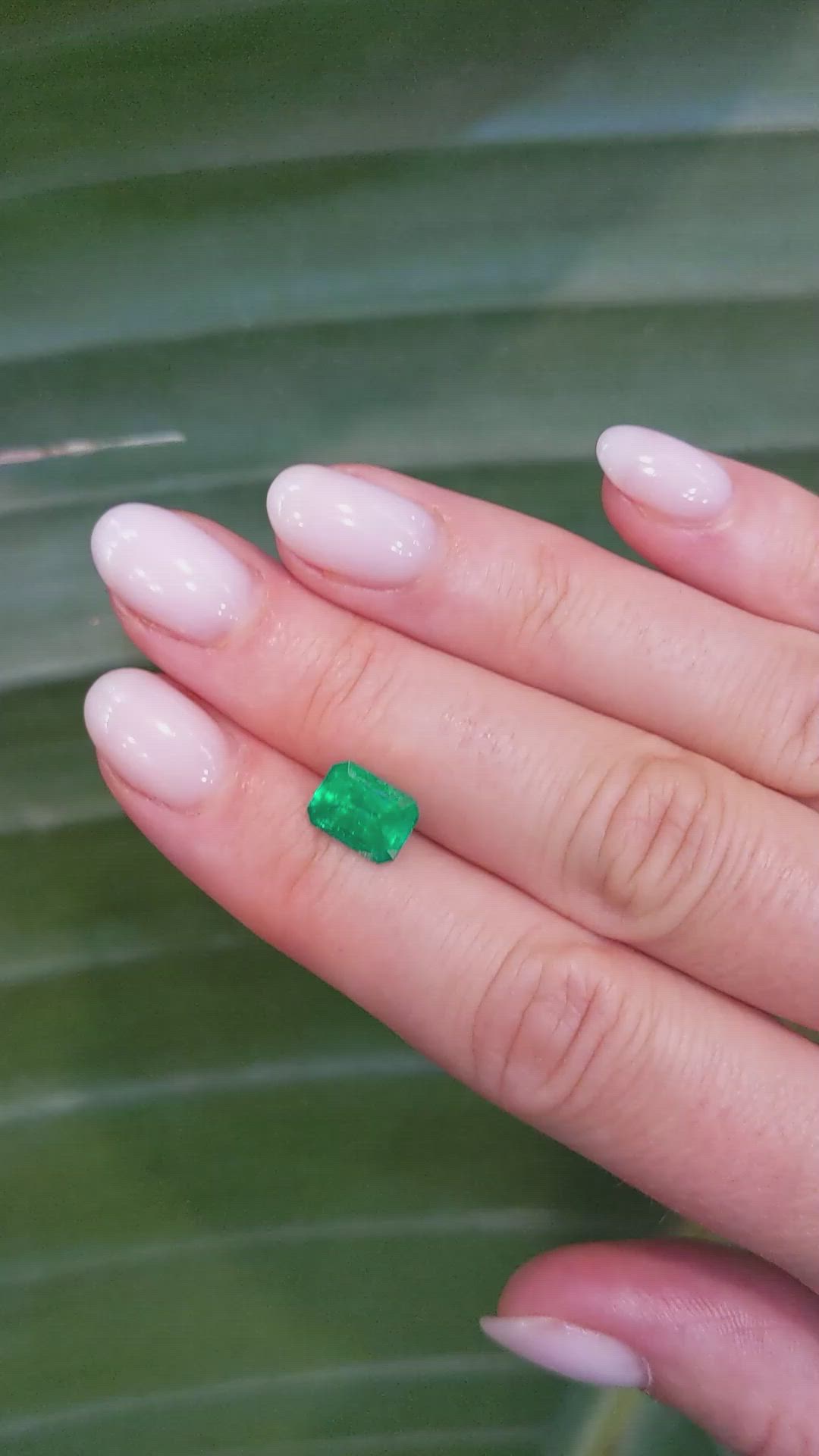 1.75 Ct. Emerald from Colombia Size Video