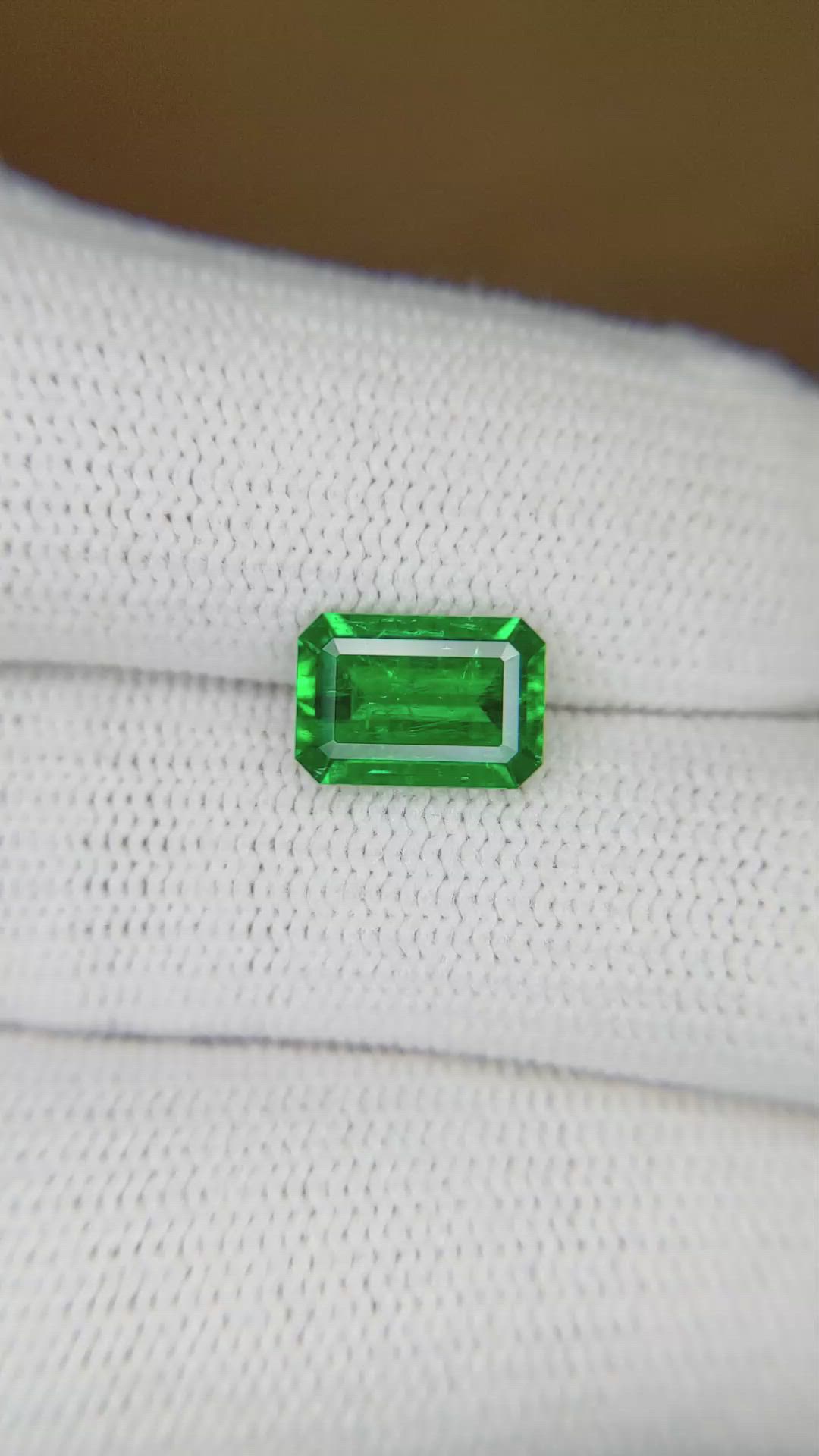 1.62 Ct. Emerald from Colombia Size Video