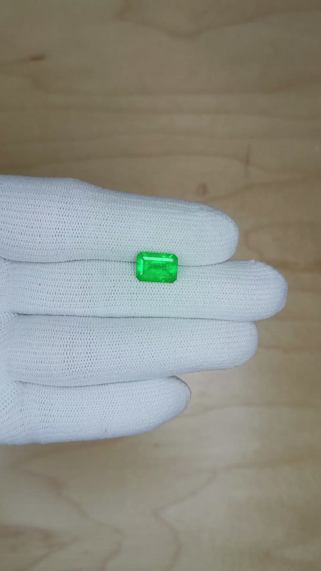 2.11 Ct. Emerald from Colombia Size Video