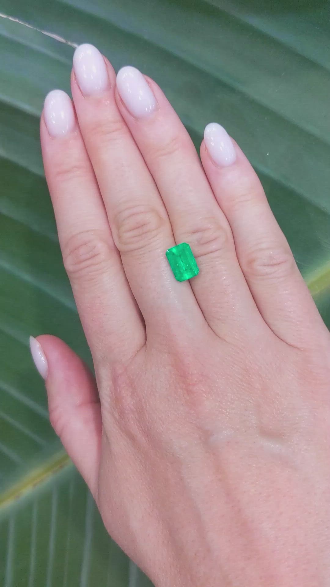 2.11 Ct. Emerald from Colombia Size Video