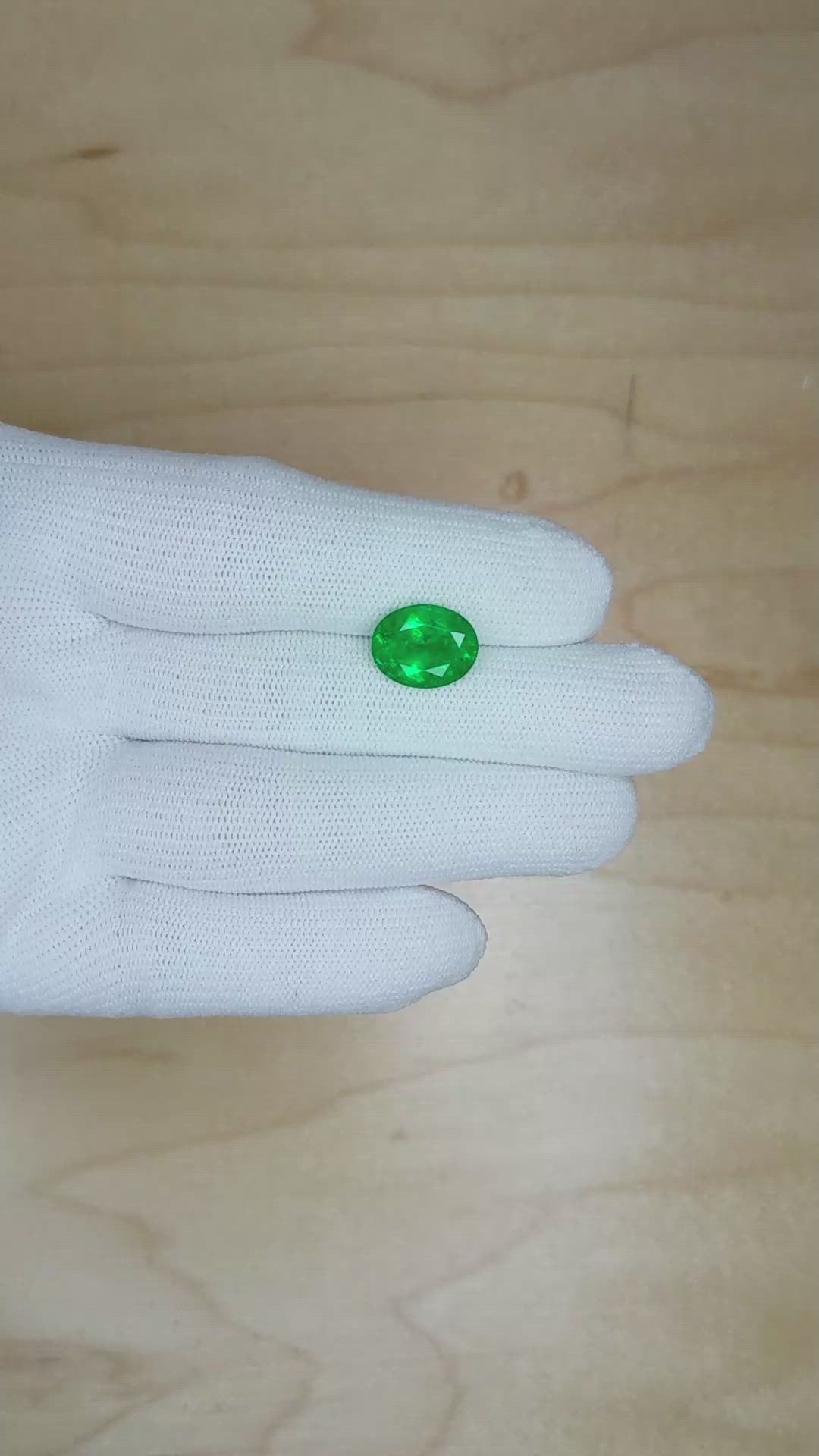 3.52 Ct. Emerald from Colombia Size Video