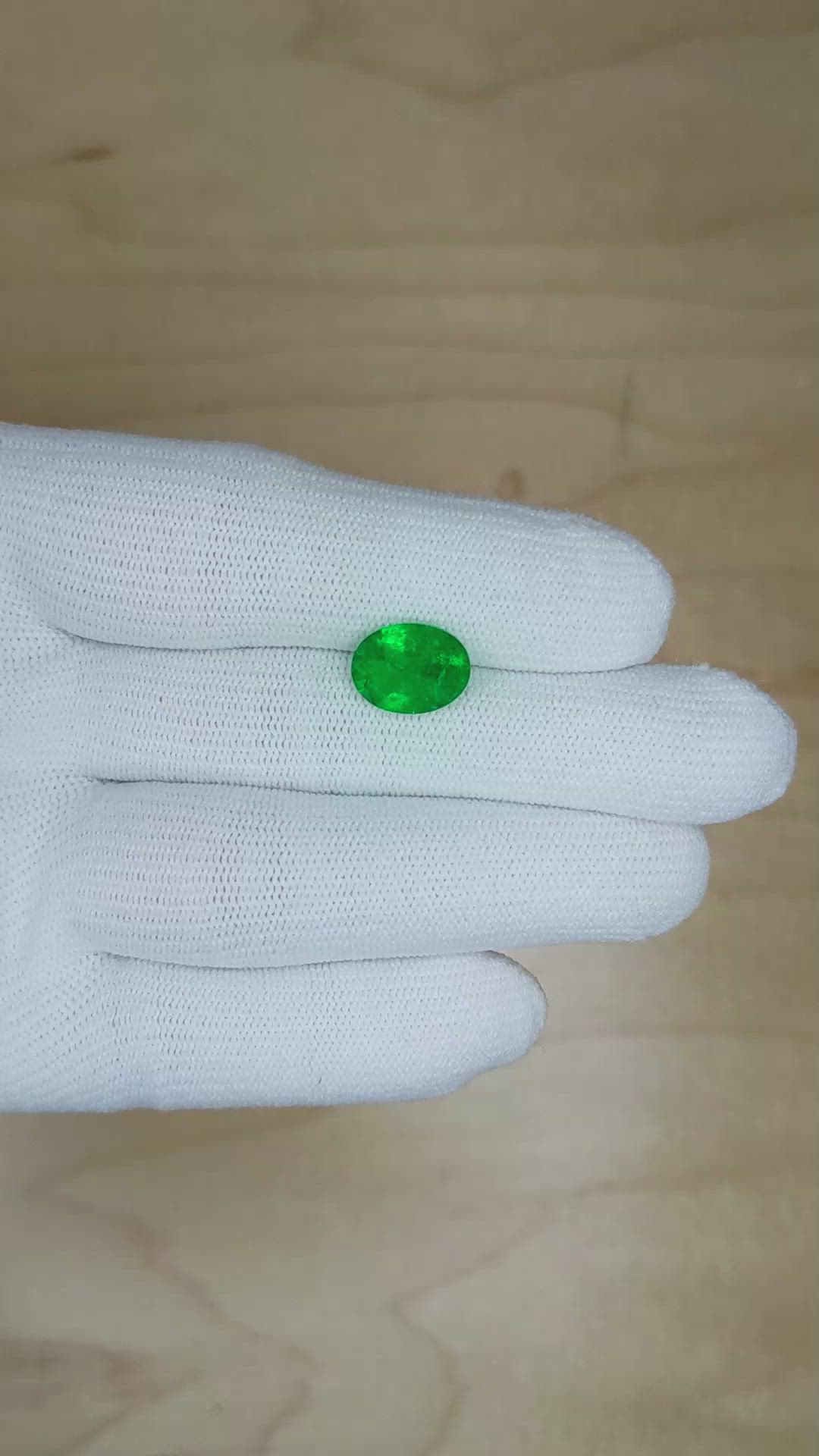 2.72 Ct. Emerald from Colombia Size Video