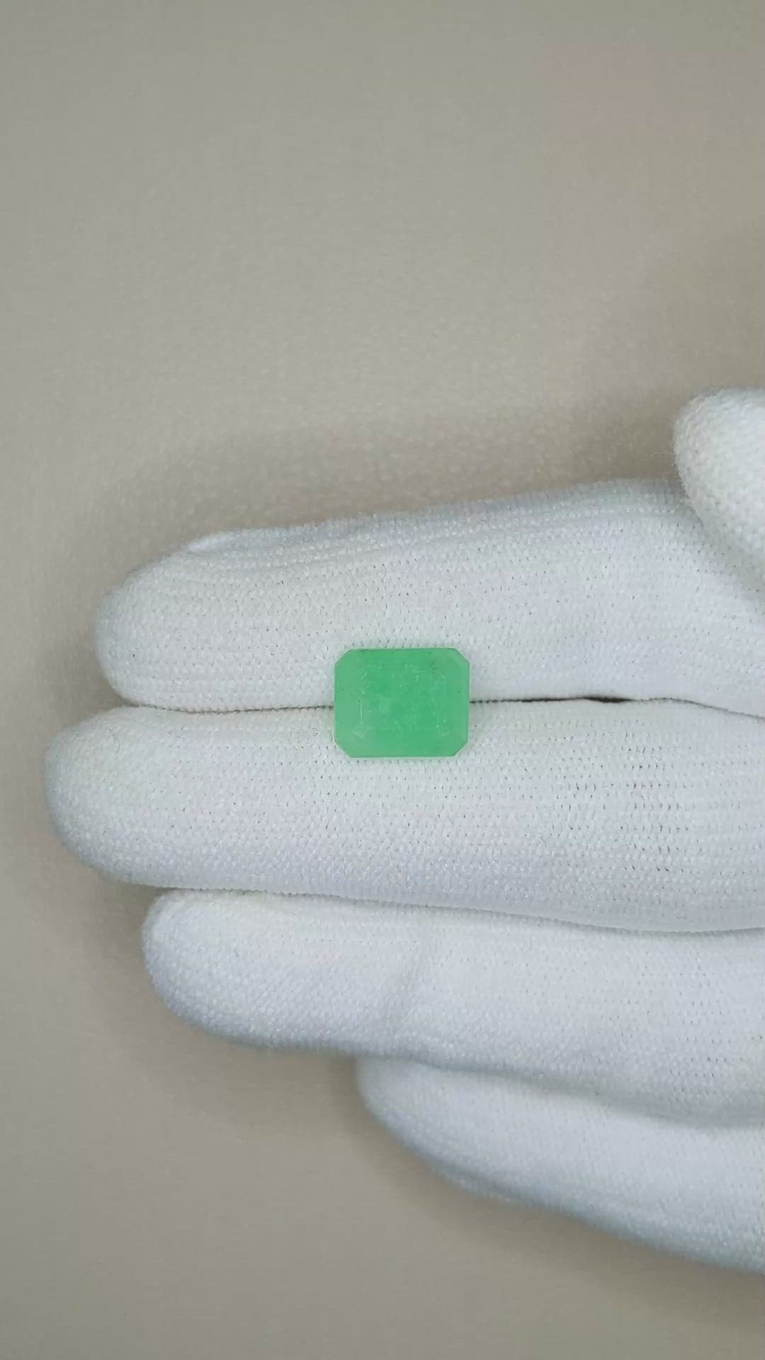 3.19 Ct. Emerald from Colombia Size Video