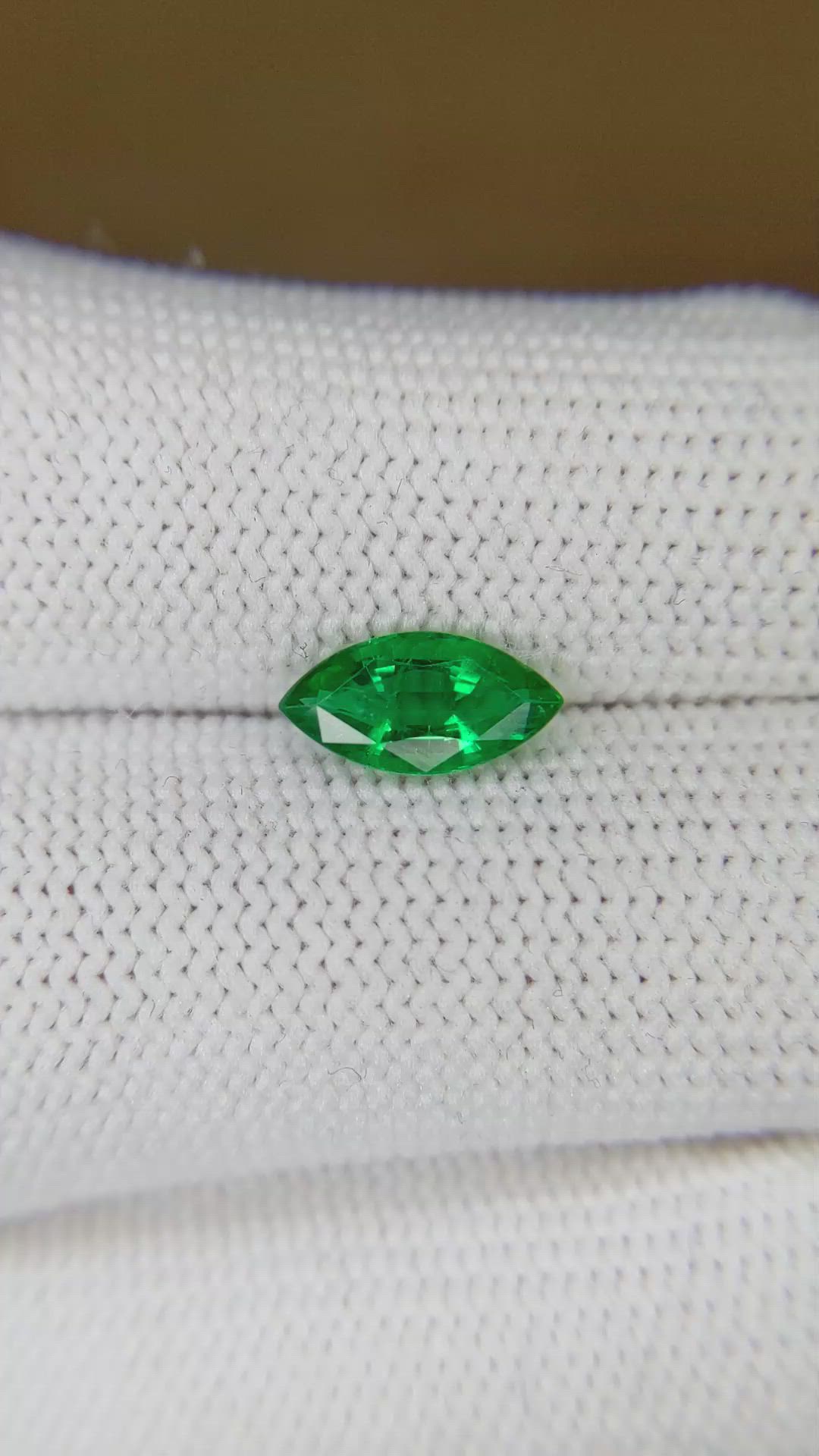 1.00 Ct. Emerald from Zambia Size Video