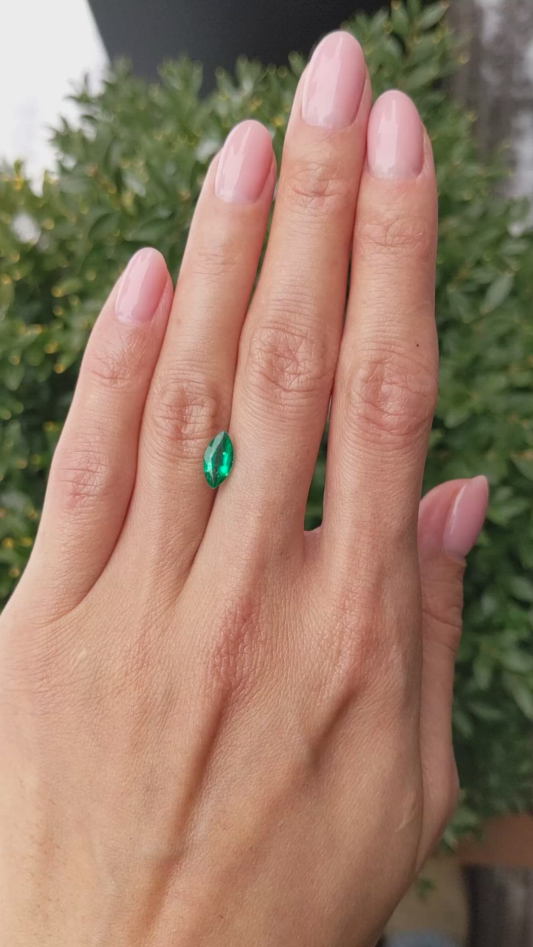 1.00 Ct. Emerald from Zambia Size Video