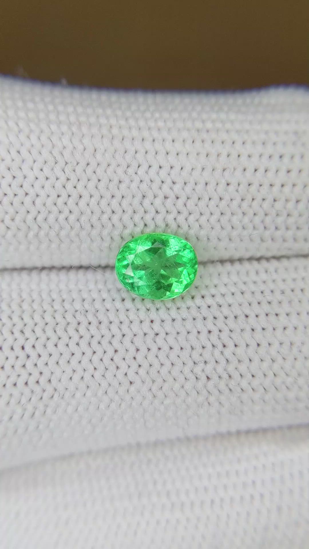 1.03 Ct. Emerald from Colombia Size Video