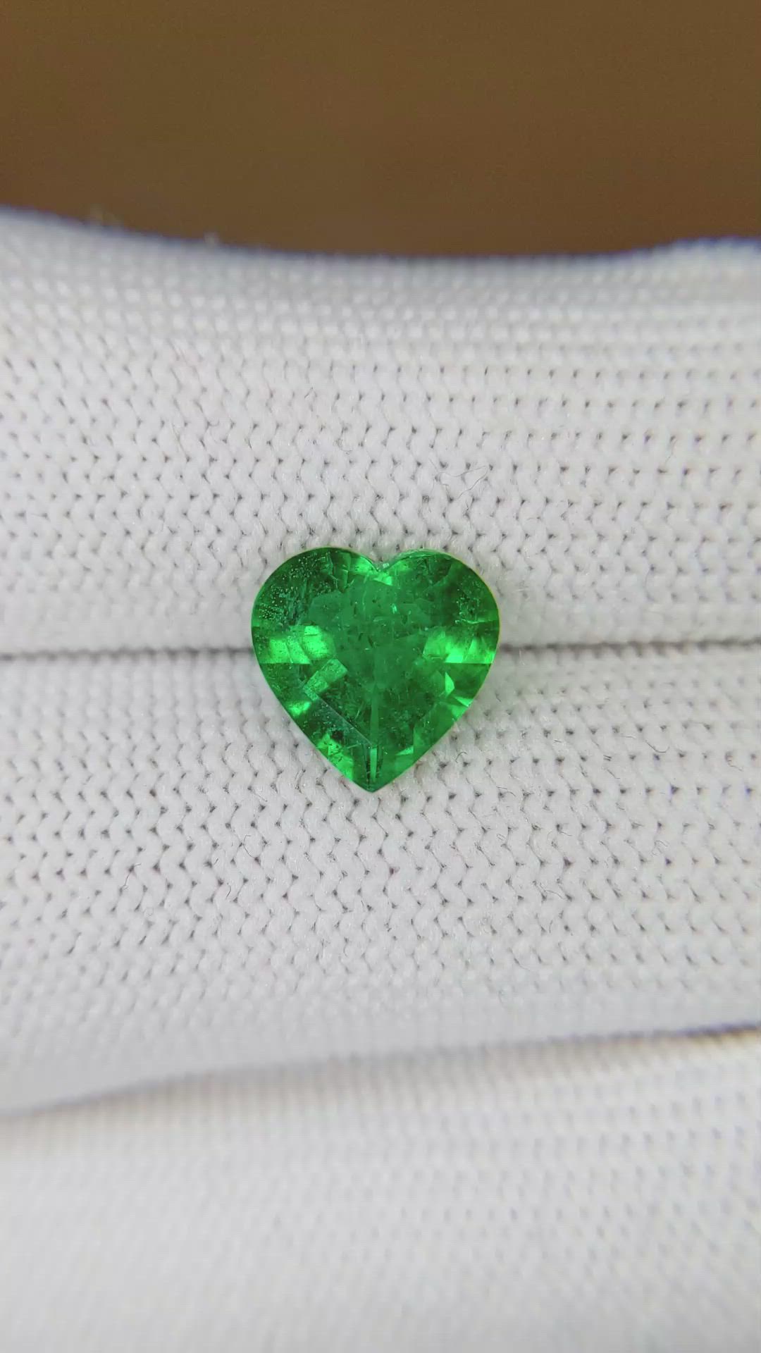 2.34 Ct. Emerald from Zambia Size Video