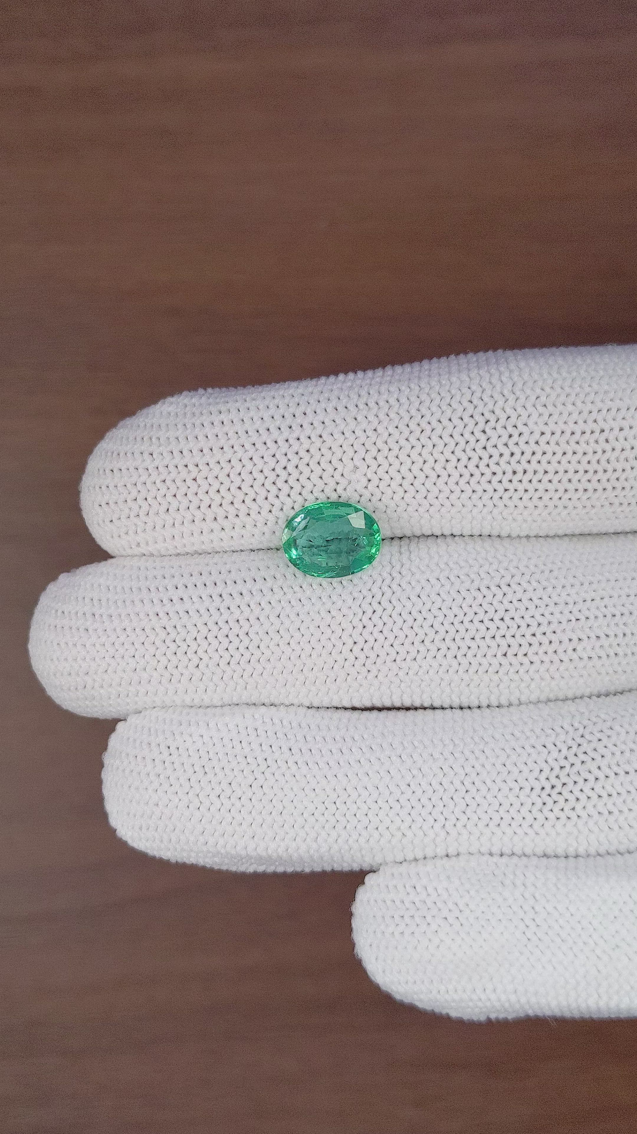 2.22 Ct. Emerald from Madagascar Size Video