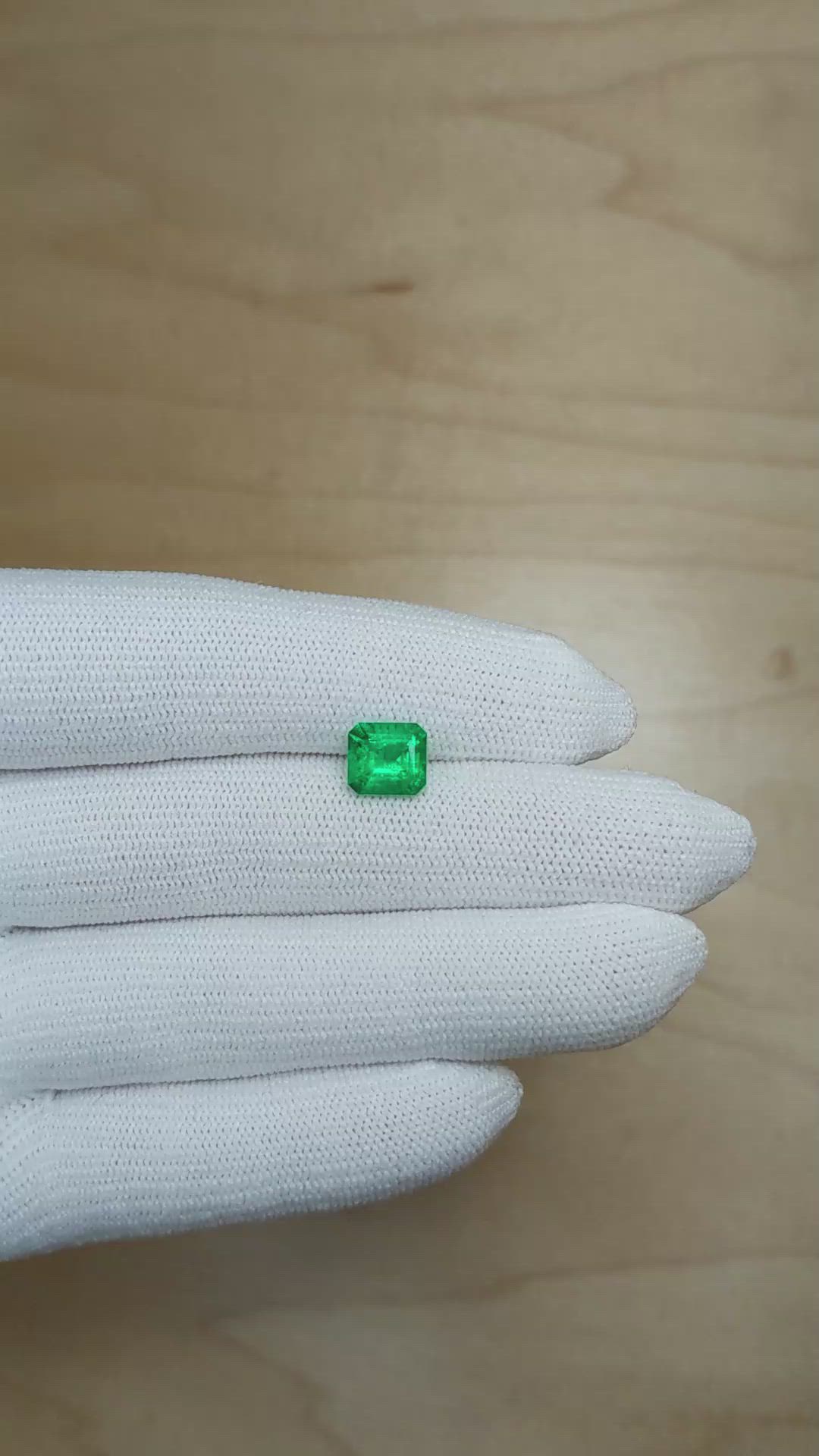 1.80 Ct. Emerald from Colombia Size Video